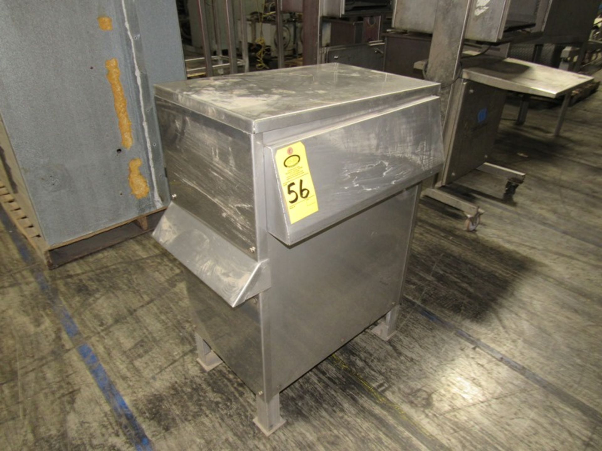 Stainless Steel Vented Cabinet, 26 1/2" L X 17" W, X 32" D (Loading Fee: $50.00 - Rigger: Norm