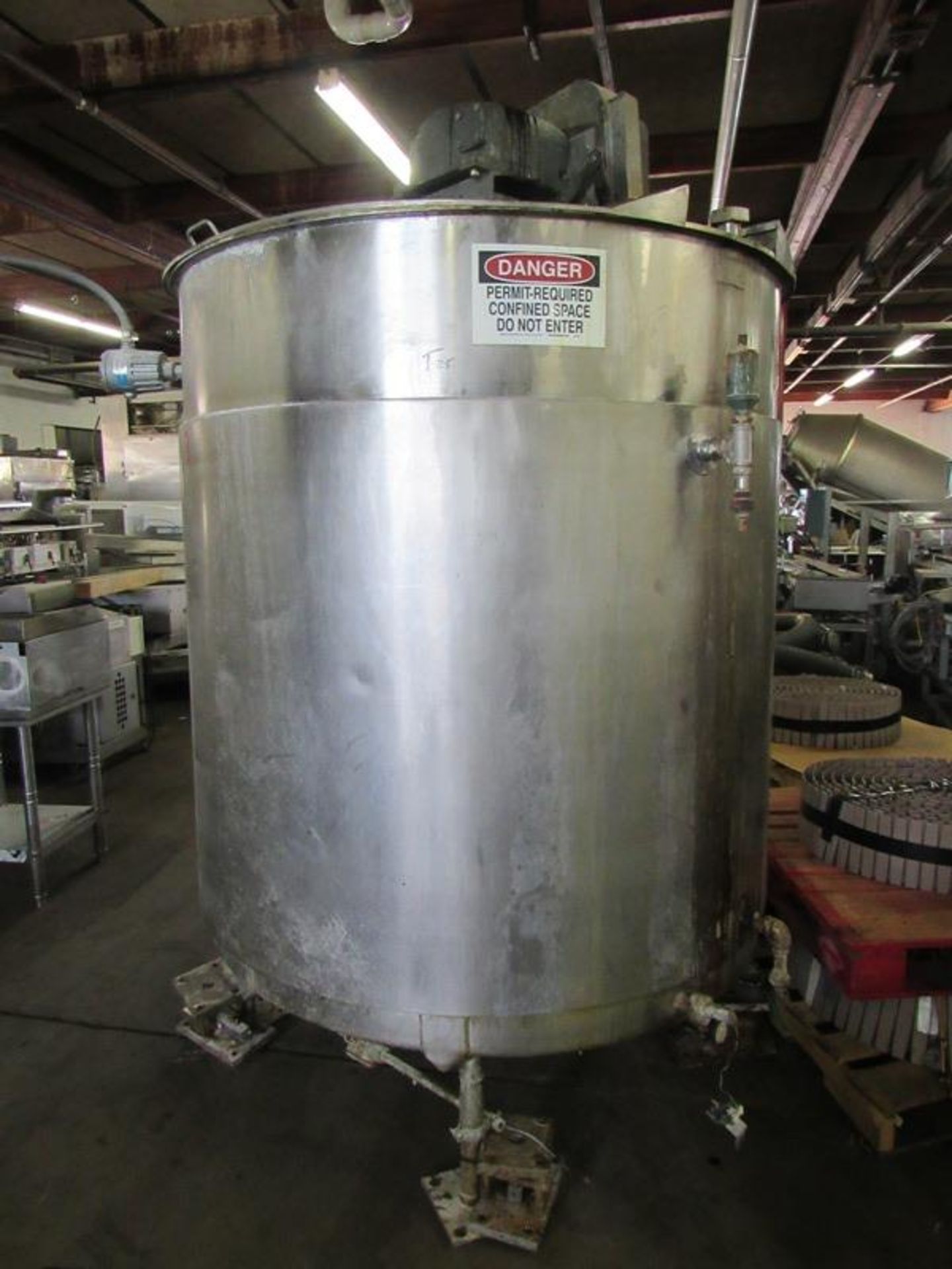 Groen Mdl. 800 Gal. Stainless Steel Jacketed Tank, 800 gallon capacity, 5' Dia. X 64" Deep with