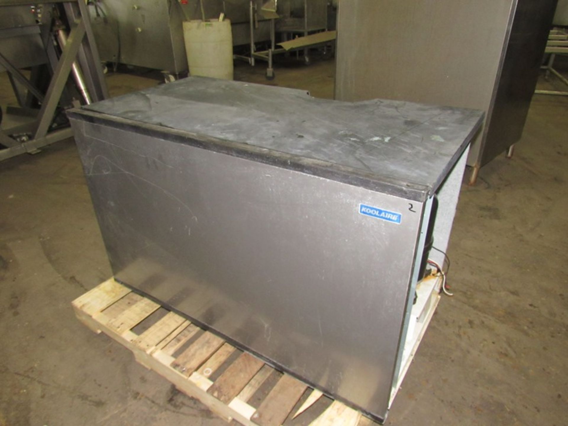 Manitowoc Mdl. KY1350N-261 Ice Maker, Ser. #1120133184, with storage bin model F1300, Ser. #