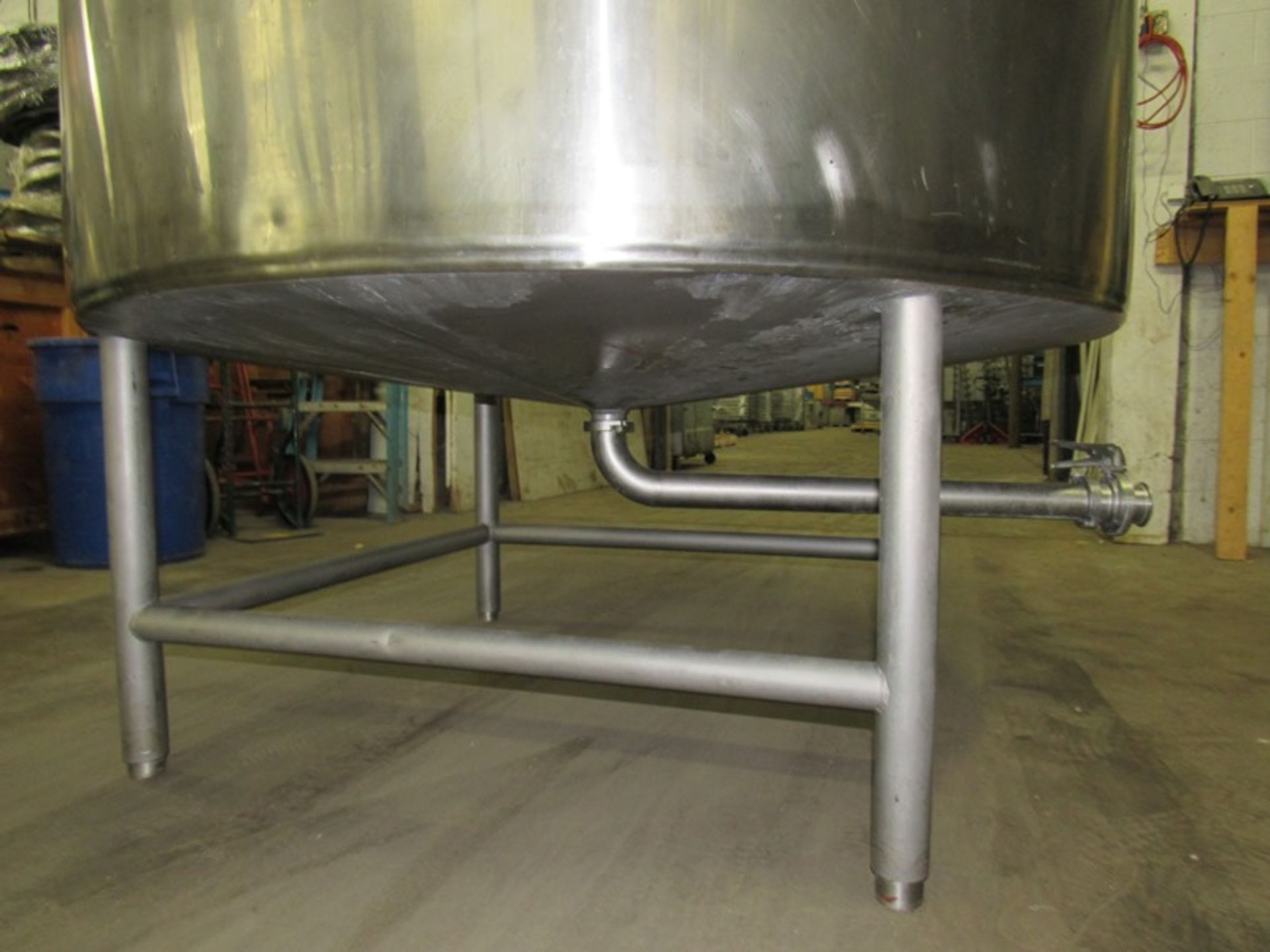 Stainless Steel Single Wall Tank, 6' Dia. X 5' Deep, 2" top inlet, 2" bottom outlet, 18" top - Image 4 of 10