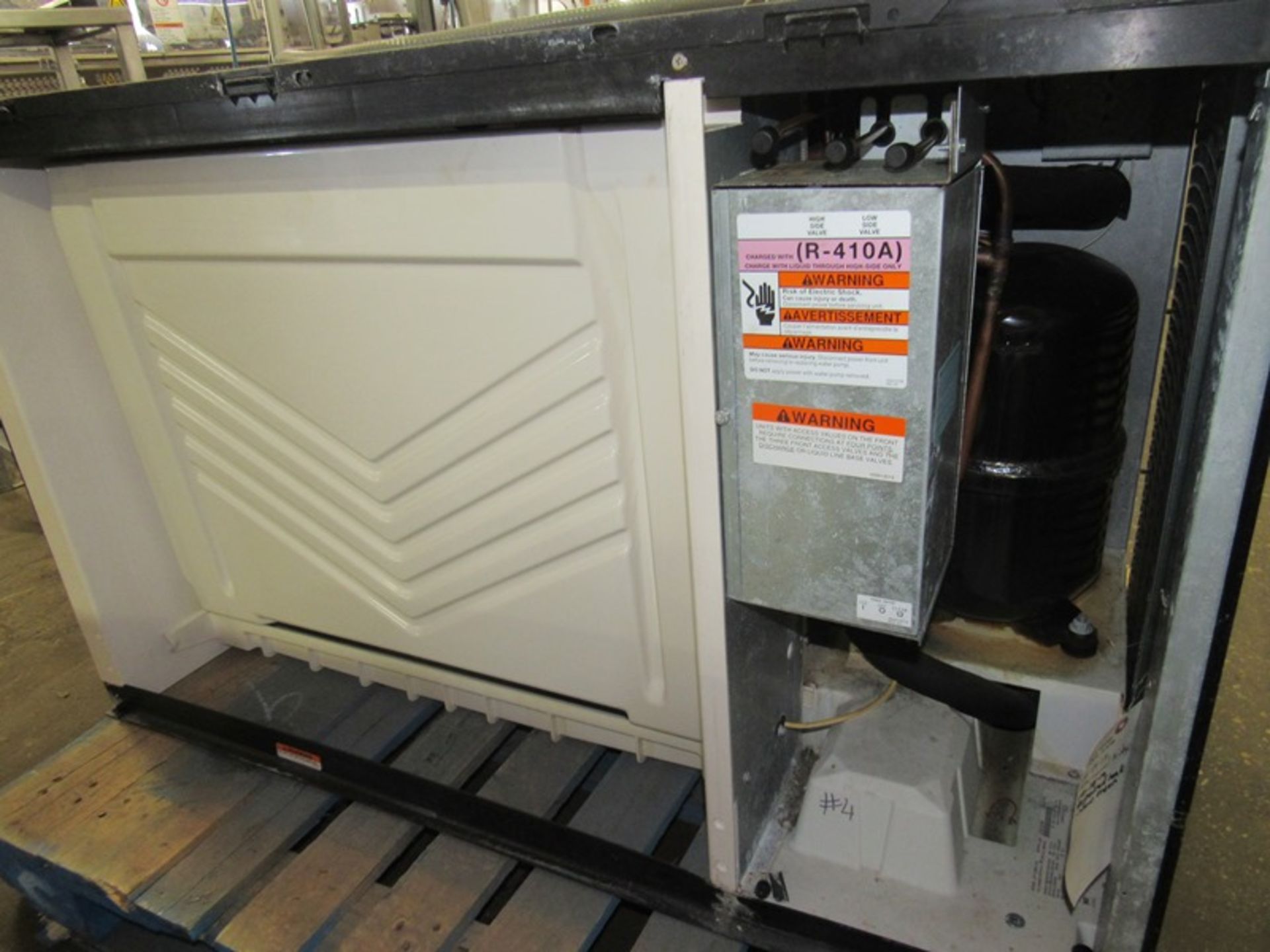 Manitowoc Mdl. KY1350N-261 Ice Maker, Ser. #1120121908, with storage bin model F1300, Ser. # - Image 4 of 9