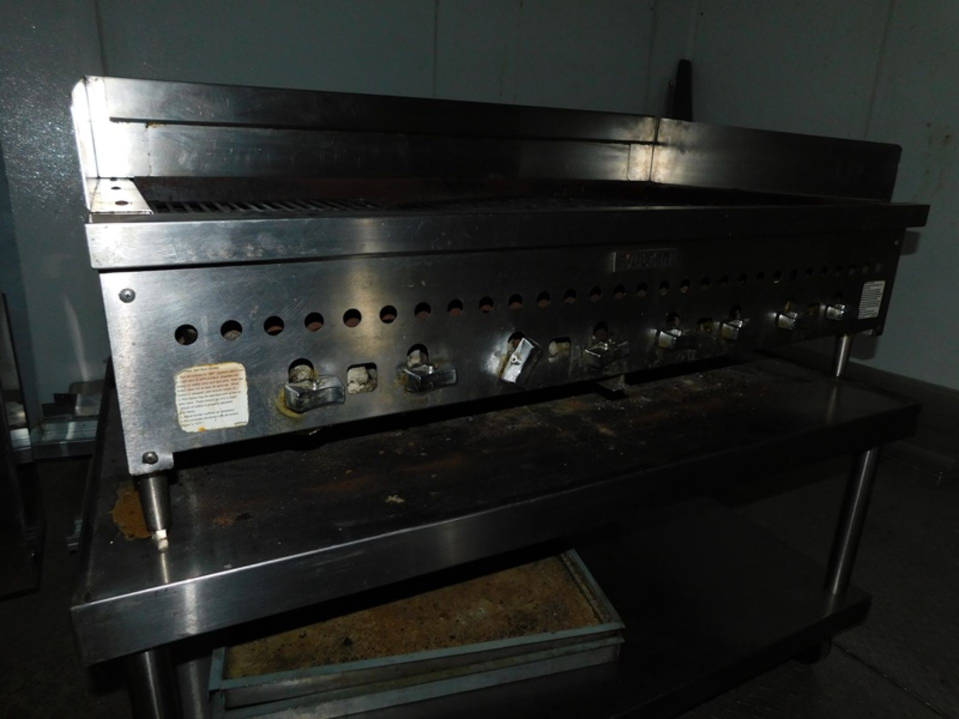 Vulcan Mdl. VCCB47 Grill, Ser. #650124787, 8-burner, 42" X 20", natural gas with portable cart - ( - Image 2 of 4