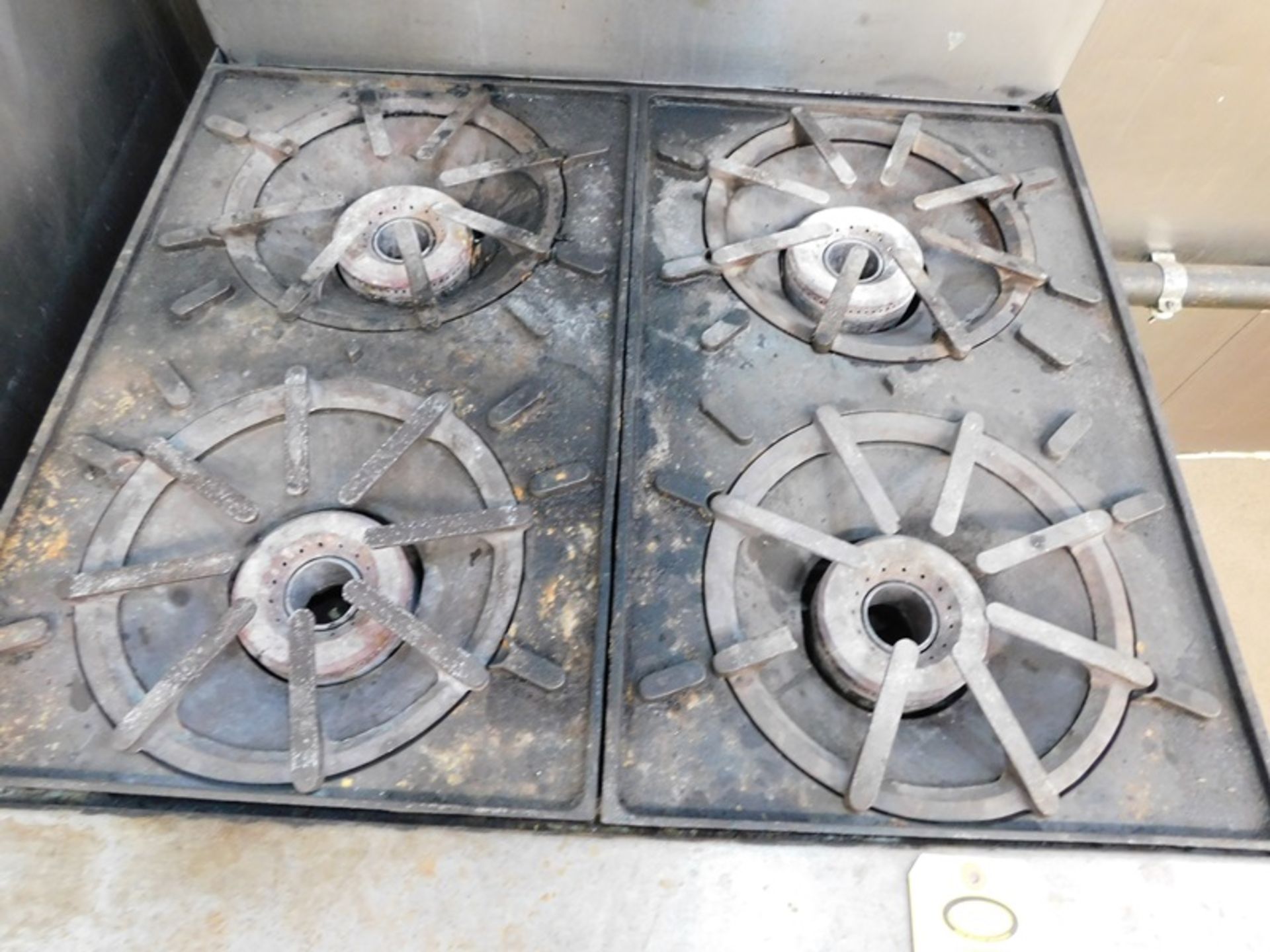 Vulcan Gas Range Oven, 4-burner, 36" wide -(Loading Fee: $75.00 Nebraska Stainless- Norm Pavlish ( - Image 3 of 3