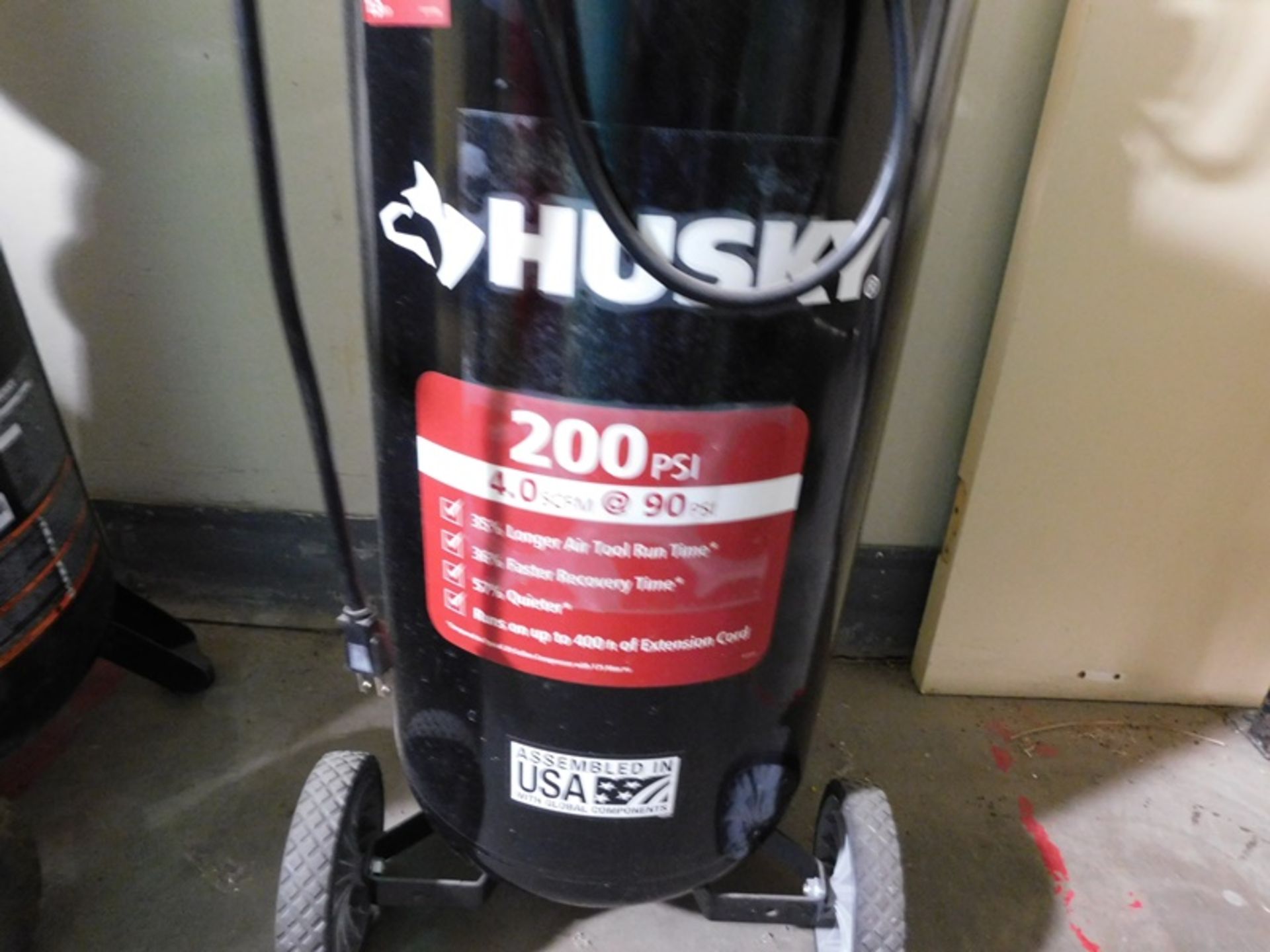 Huskey Air Compressor, 20 gallon, 5.2 SCFM @ 40 PSI, 4.0 SCFM @ 90 PSI - 200 PSI, 1.3 HP, 110 volts - Image 2 of 3