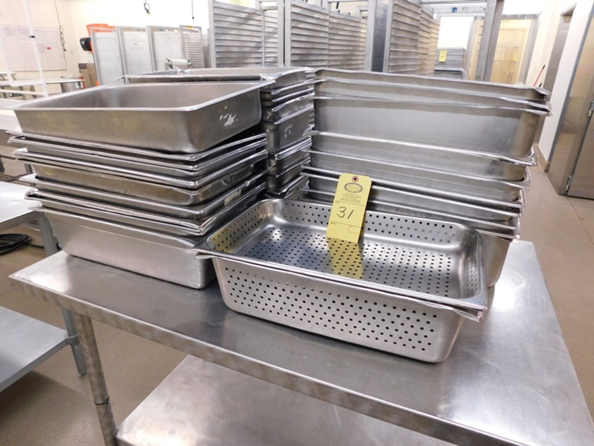 Lot of (35) Stainless Steel Pans, 20" X 14" X 4" - (Loading Fee: $50.00 Nebraska Stainless- Norm