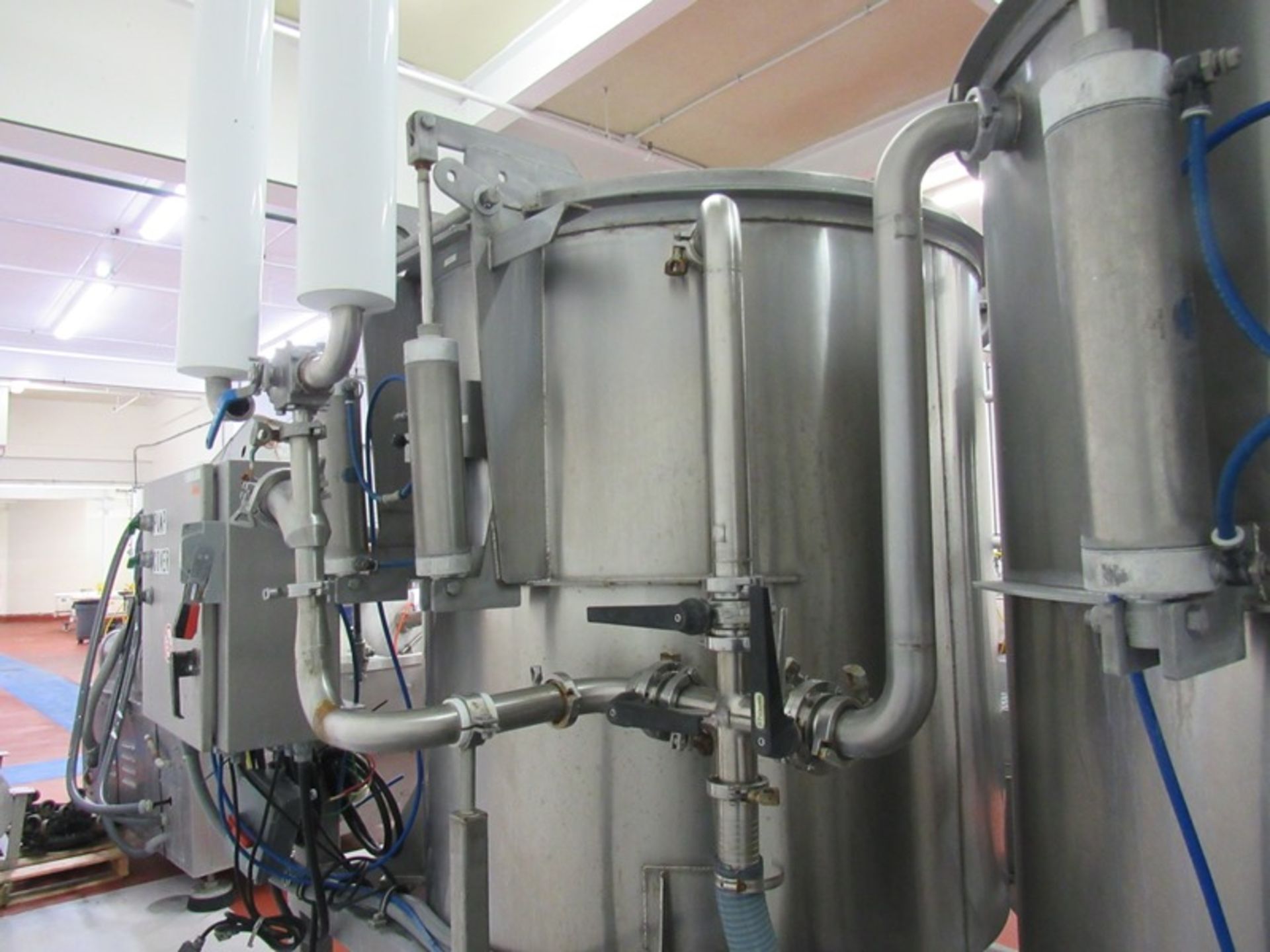 Dual Stainless Steel Mix Tank System Tanks, 46" Dia. X 43" Deep on stainless steel stand, - Image 4 of 10