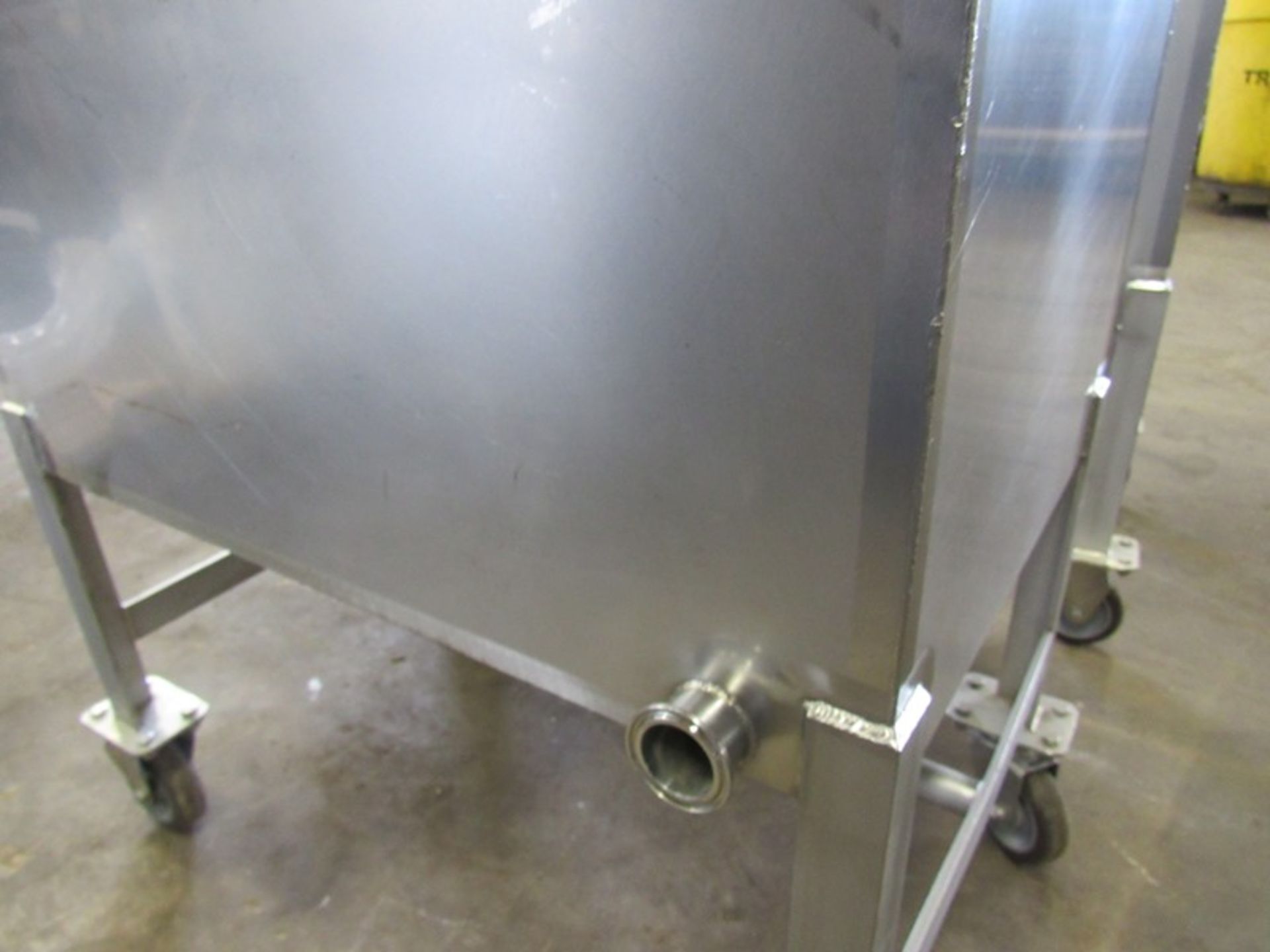 Stainless Steel Portable Tanks, 18" W X 28" L X 24" D, bottom side drain with screen and top ( - Image 5 of 5