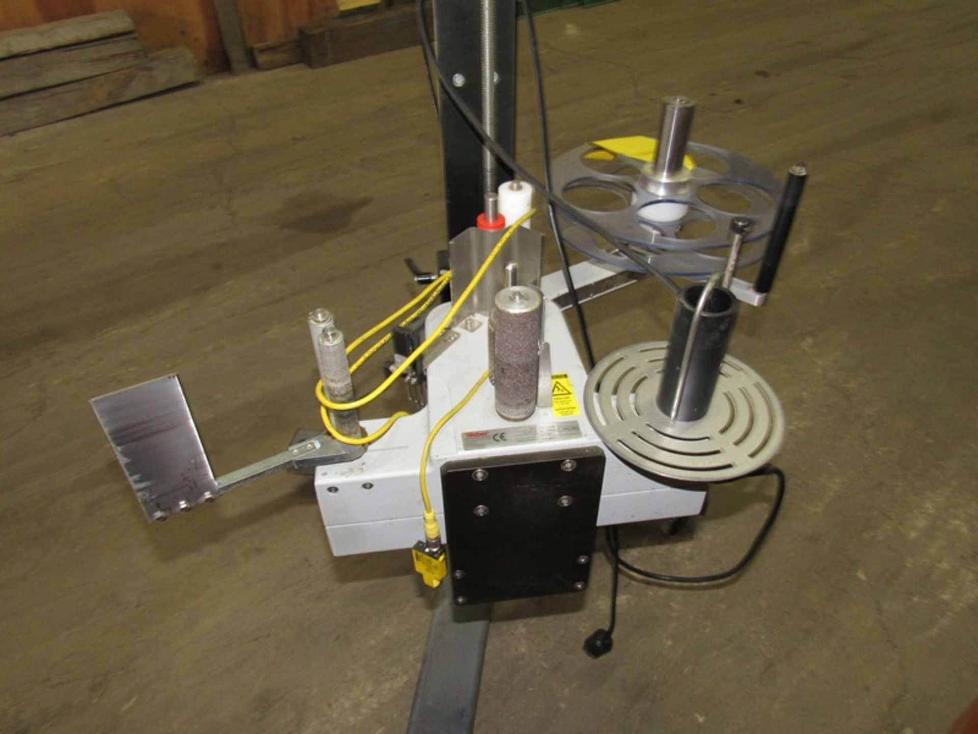 Weber Mdl. Alpha-Compact Portable Pressure Sensitive Label Applicator on tri-pod cart, applies - Image 2 of 4