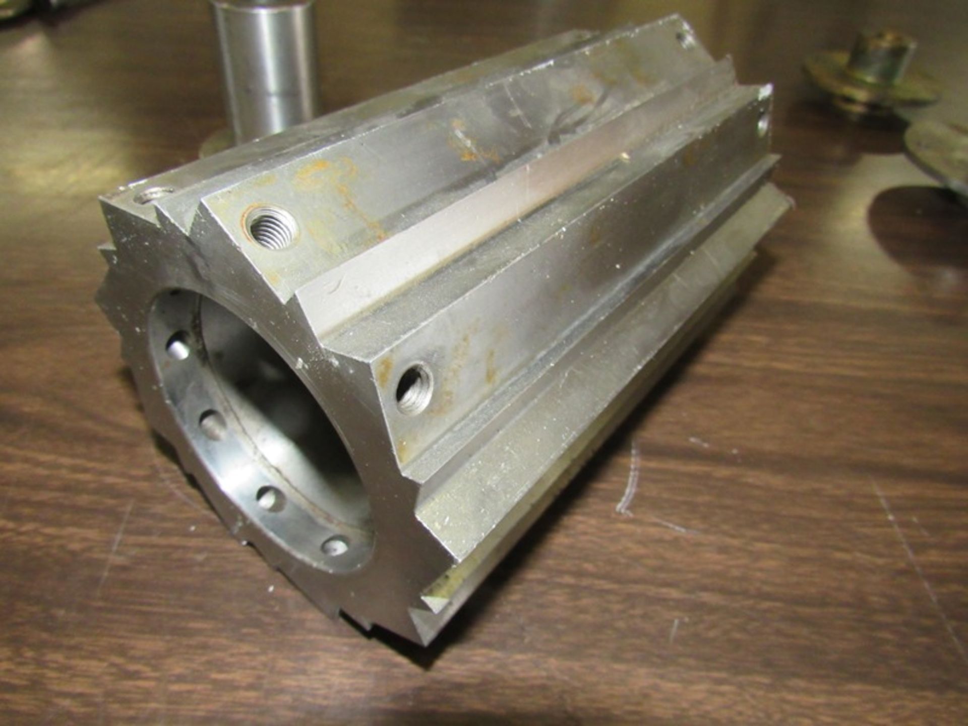 Urschel Rotating Blade Holder, 4 1/2" dia. X 7" L, 2 3/4" dia. hole, Parts Marked: 186-- - Image 2 of 3