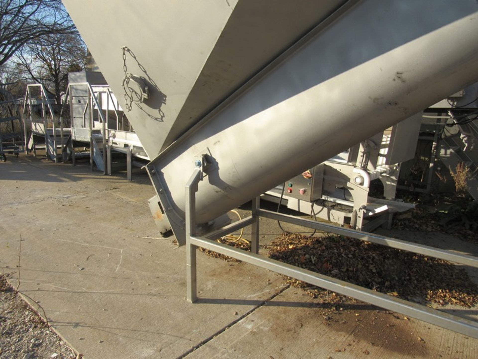 Stainless Steel Screw Conveyor, 18" dia. X 16' long screw, 68" W X 7' L X 5' D hopper, 10 h.p., - Image 5 of 13