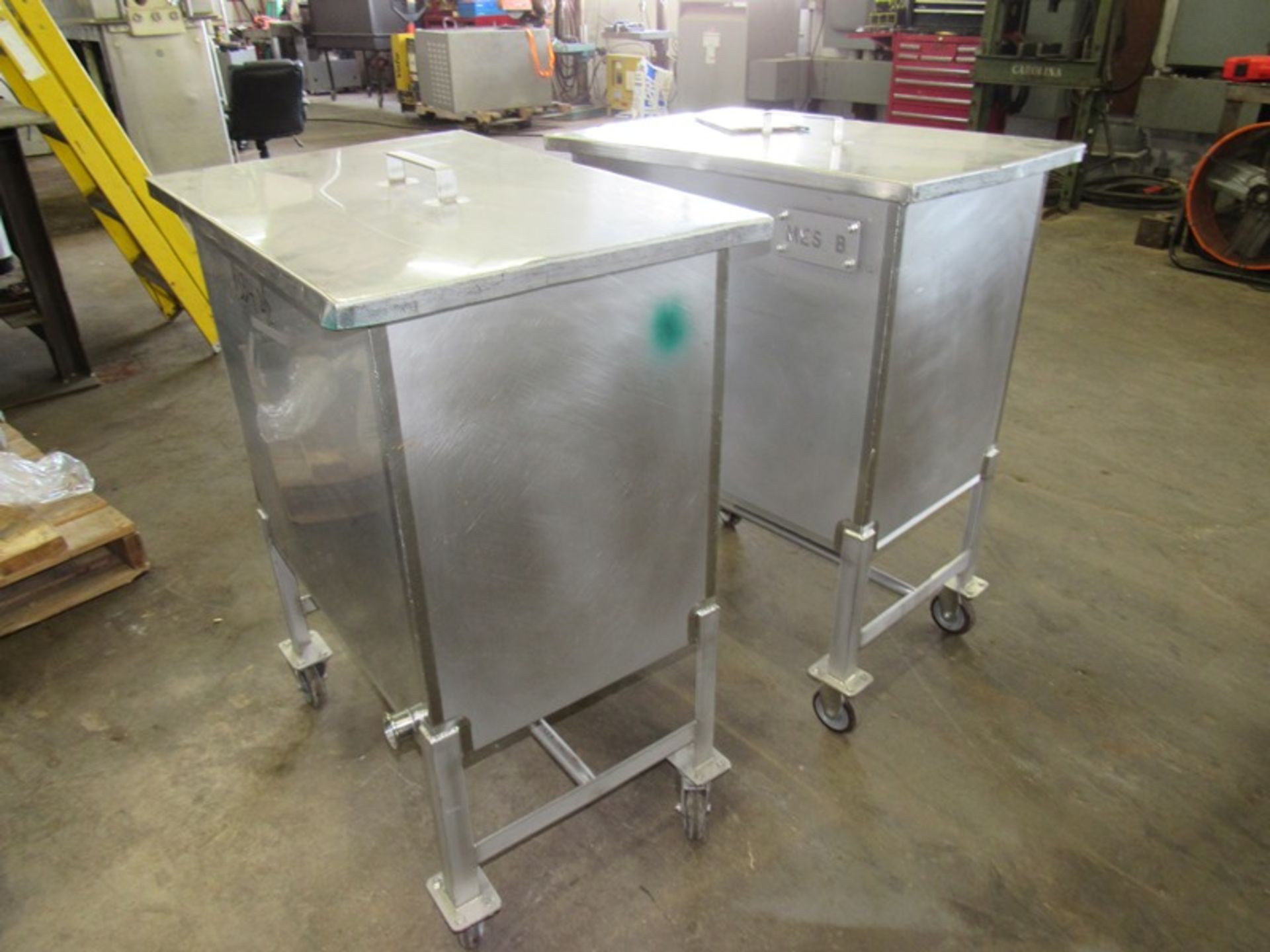 Stainless Steel Portable Tanks, 18" W X 28" L X 24" D, bottom side drain with screen and top ( - Image 2 of 5