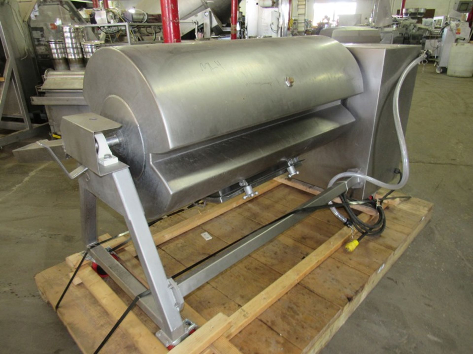 Sipromac Portable Vacuum Tumbler, 500 Lb capacity, 24" dia. X 48" long drum, touchscreen - Image 3 of 8