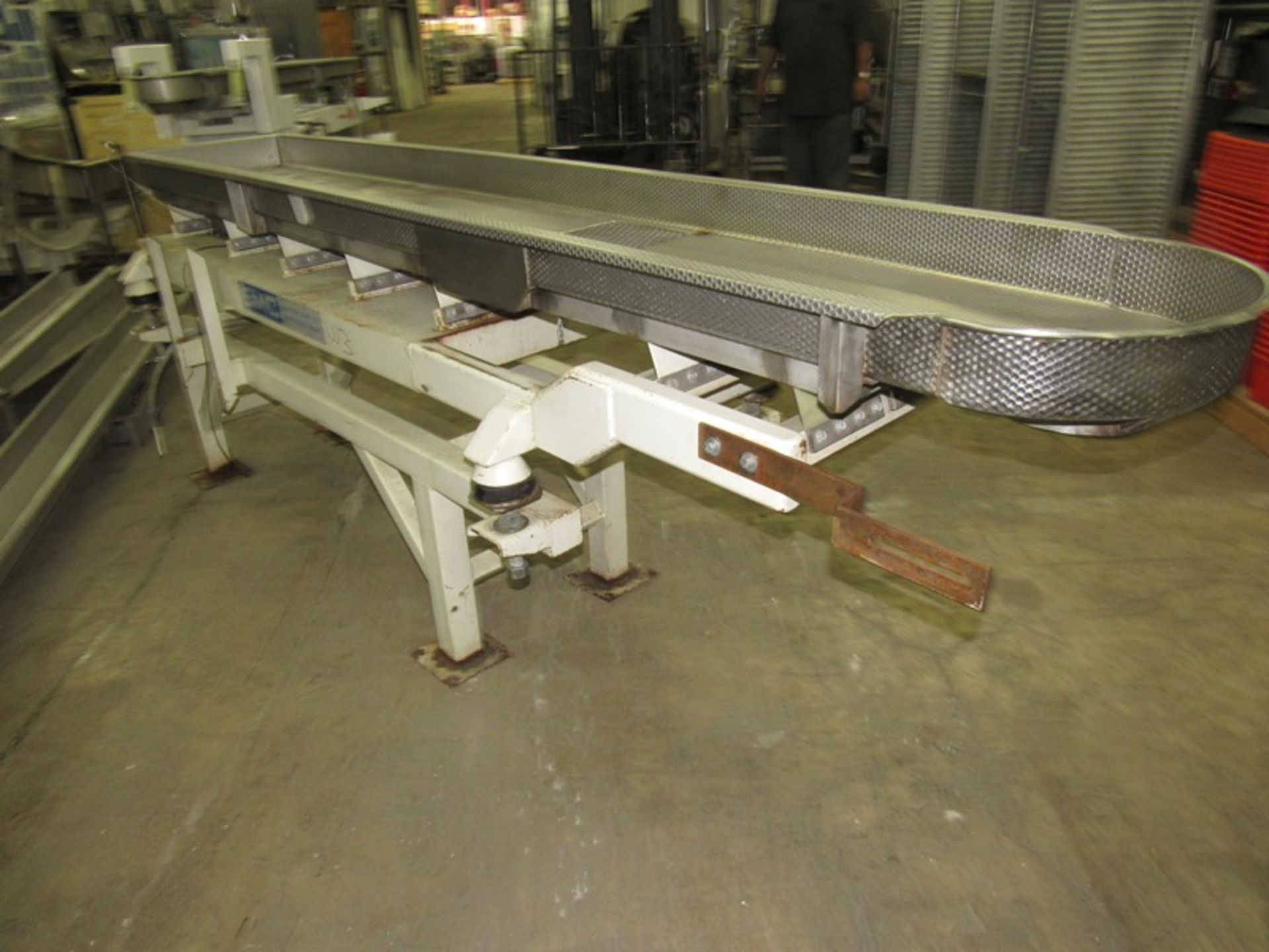 Smalley Mdl. EMC2t Vibratory Conveyor, dimpled stainless steel tray, 18" W X 115" L X 4" D, 9" - Image 3 of 6