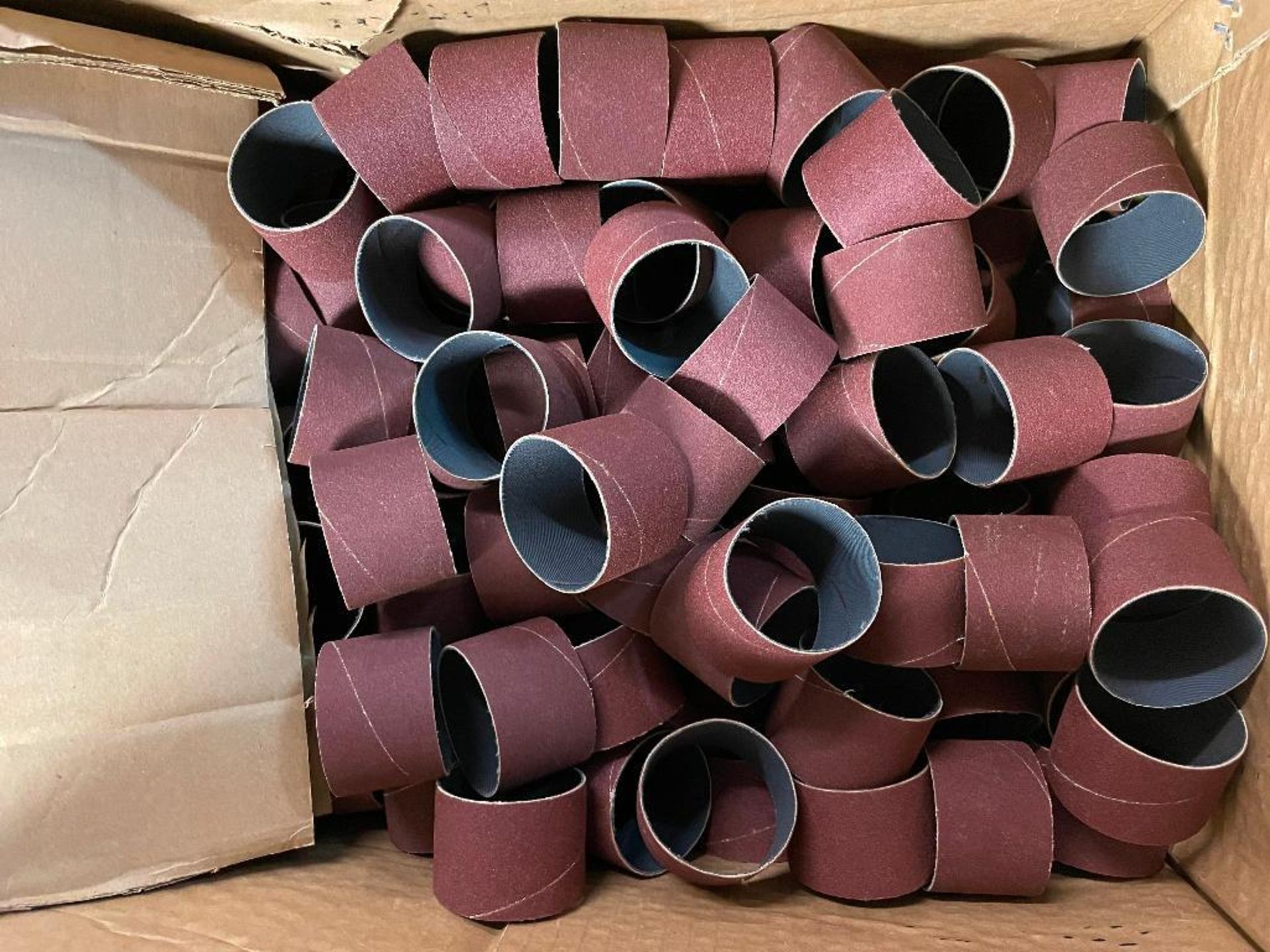 DESCRIPTION: (12) CASES OF SANDING DRUM SLEEVES - LOOSE BRAND / MODEL: EAZY POWER 809300 LOCATION 6