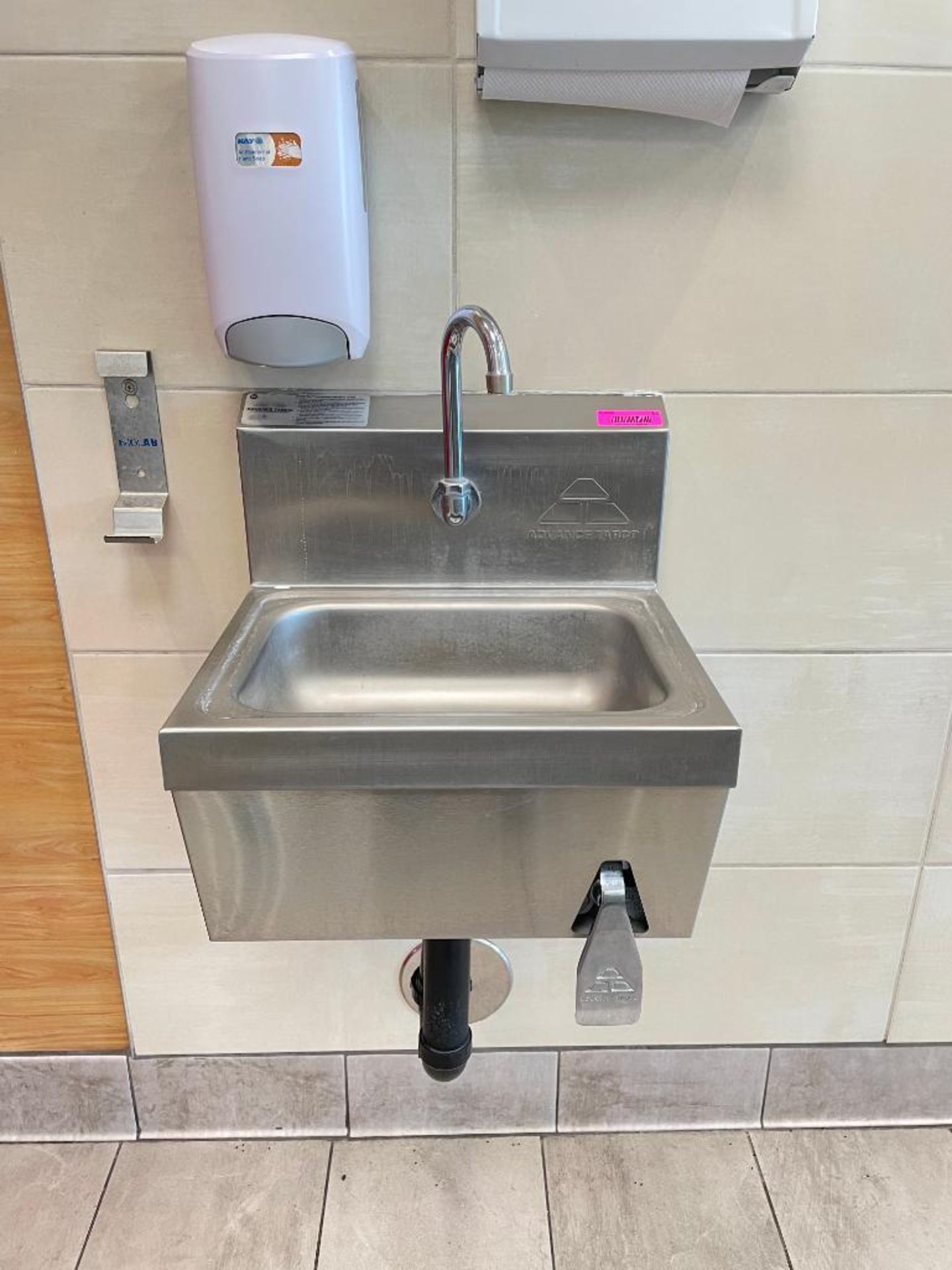 DESCRIPTION: 17" X 15" STAINLESS WALL-MOUNTED SINK W/ SOAP & PAPER TOWEL DISPENSERS SIZE: 17" X 15" - Image 5 of 8