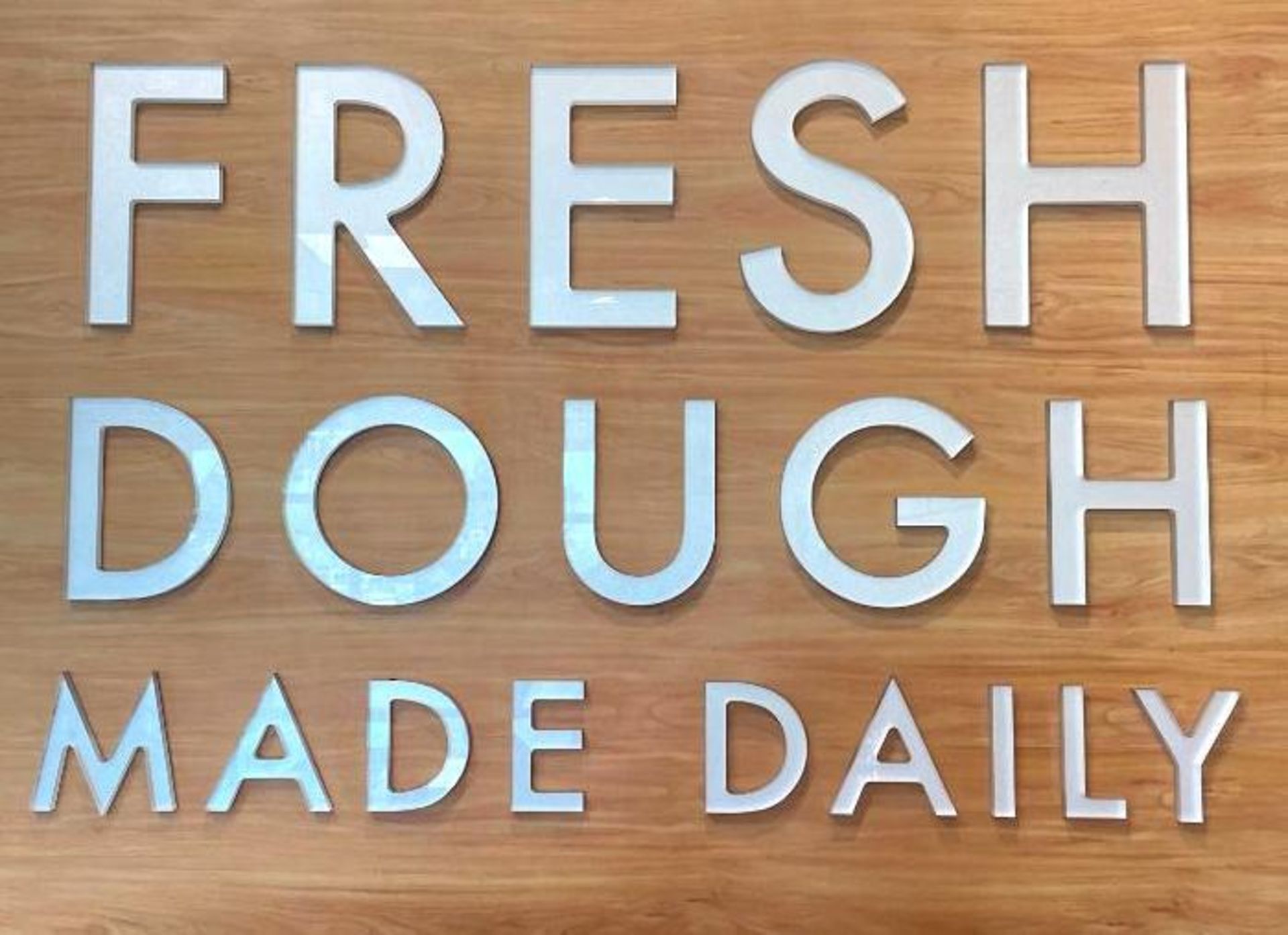 DESCRIPTION: ASSORTED LARGE WALL DECOR DISPLAYS AS SHOWN SIZE: "FRESH DOUGH"- 36" X 24" "CREATE"- 10 - Image 3 of 10