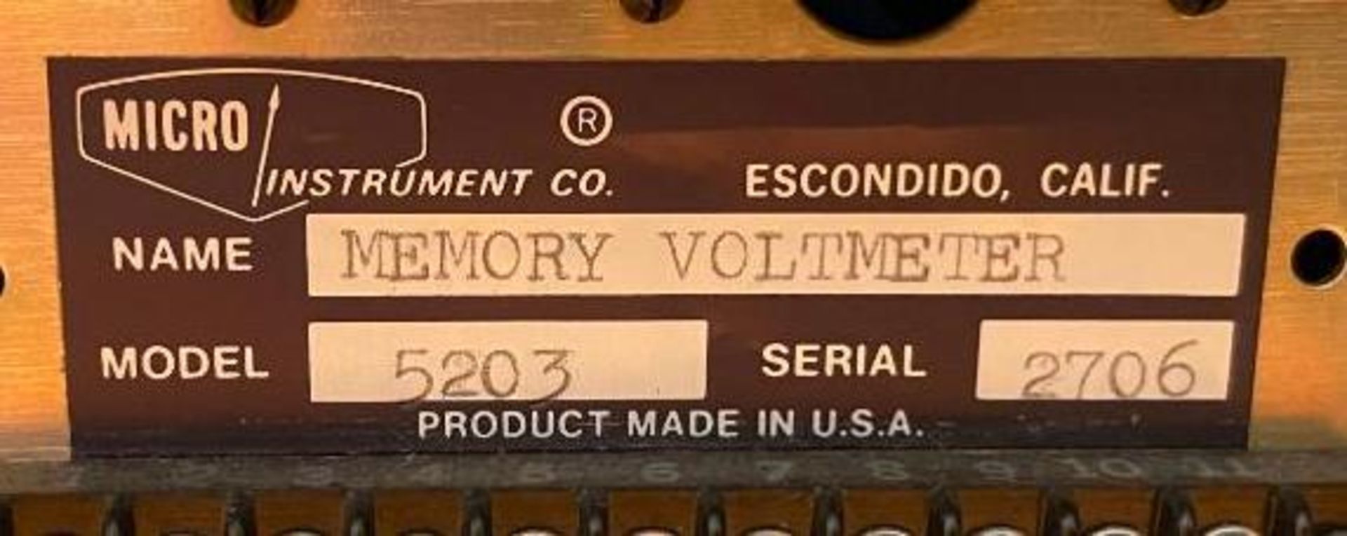MEMORY VOLTMETER TO RECORD AC OR DC VOLTAGES BRAND/MODEL: MICRO INSTRUMENT COL. 5203 INFORMATION: GA - Image 4 of 4