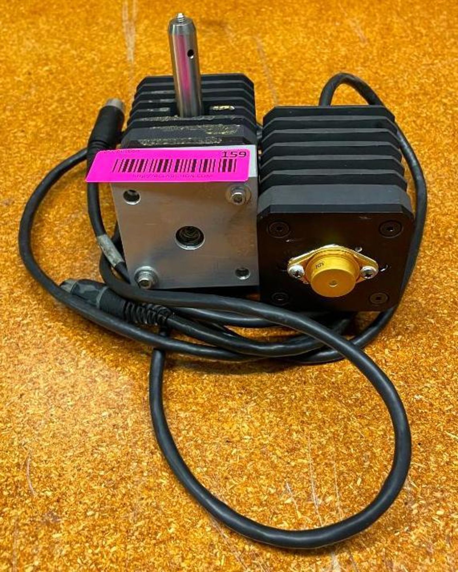LASER DIODE WITH DRIVER BRAND/MODEL: SPECTRA DIODE LABS SDL 800 QTY: 1
