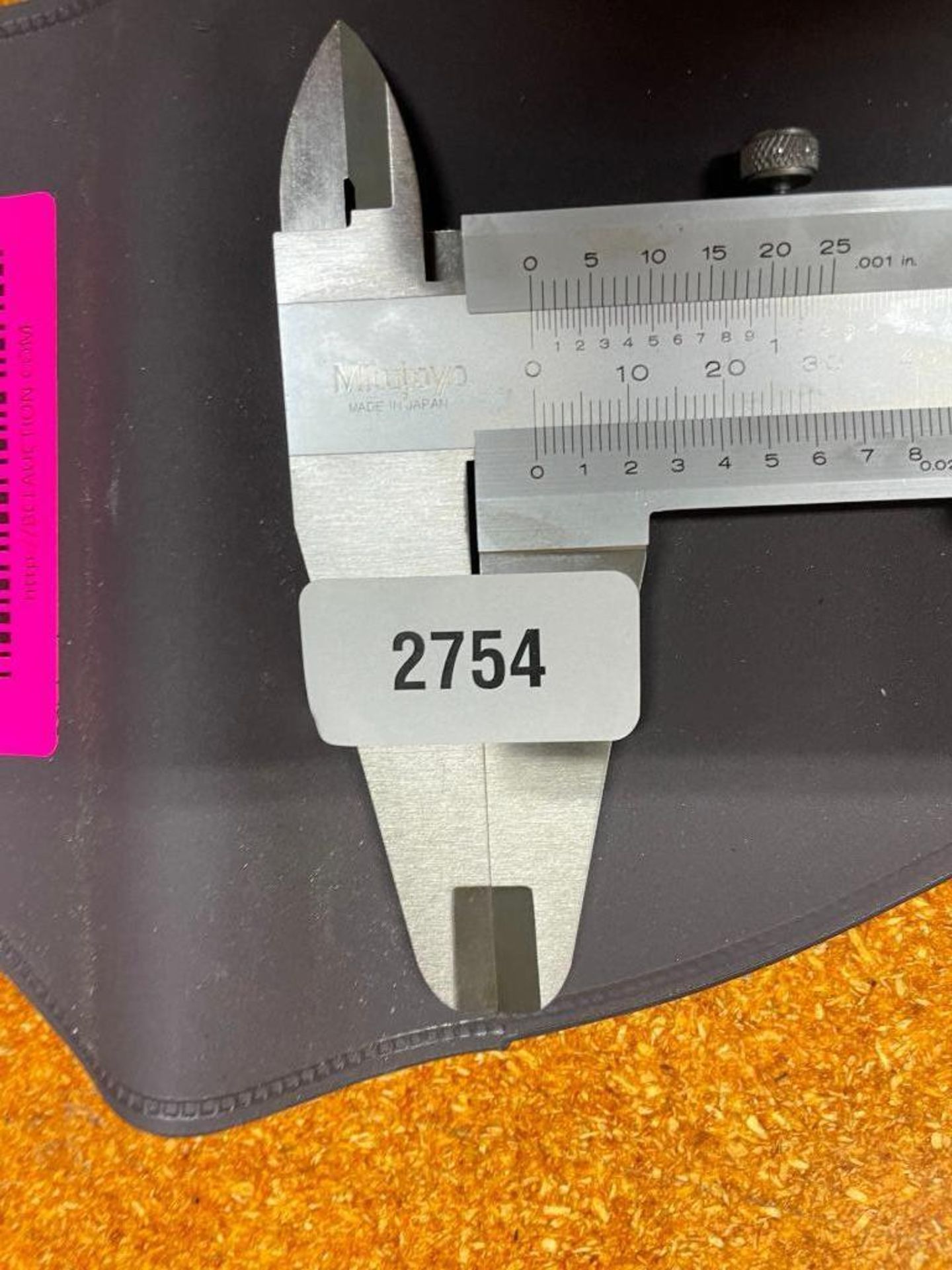 12" VERNIER CALIPER WITH CASE BRAND/MODEL: MITUTOYO QTY: 1 - Image 3 of 3