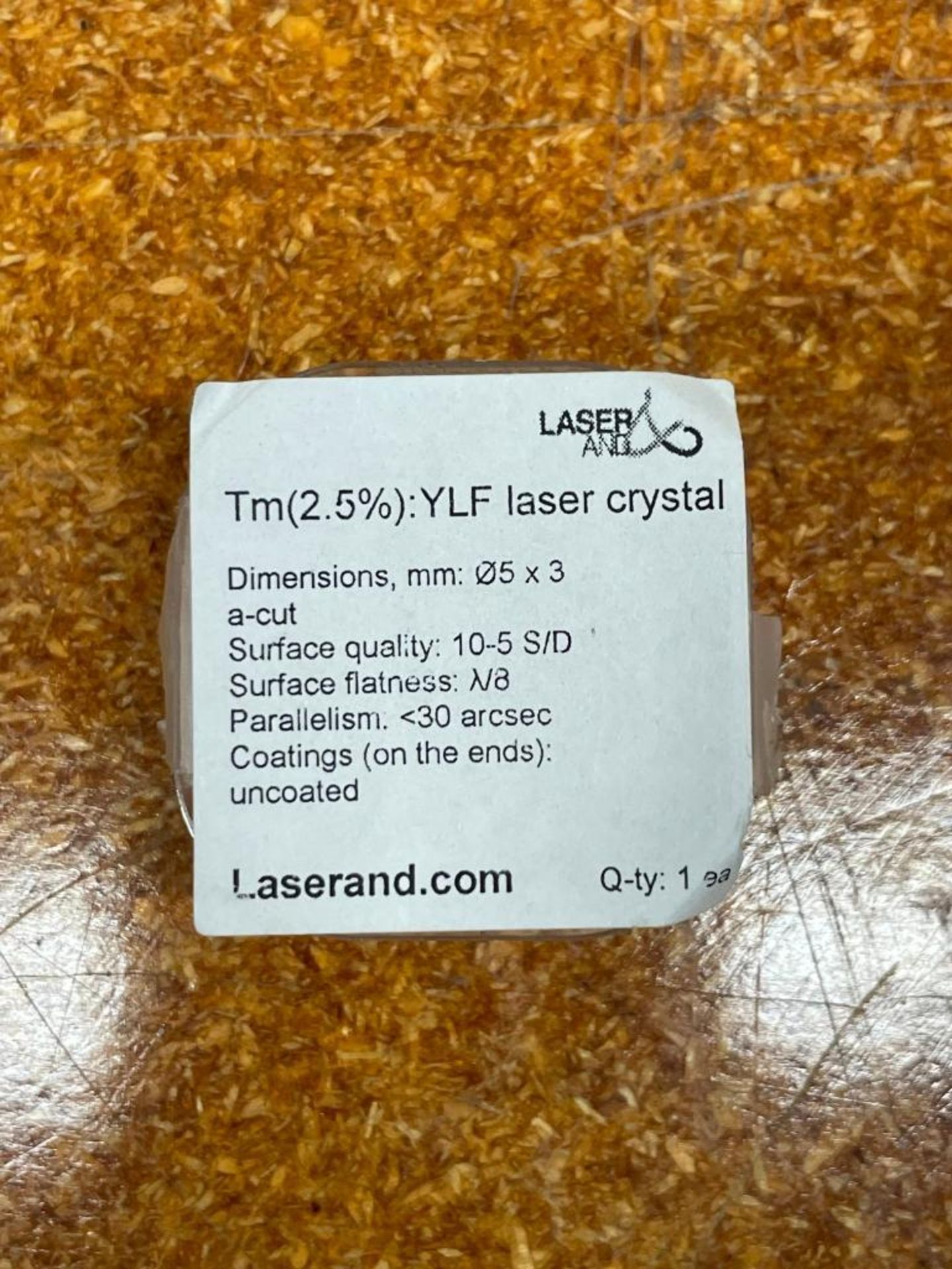 Tm:YLF LASER CRYSTAL BRAND/MODEL: LASERAND INFORMATION: 2.5% Tm, A-CUT, 5mm DIAMETER, 3mm THICK RETA - Image 3 of 3