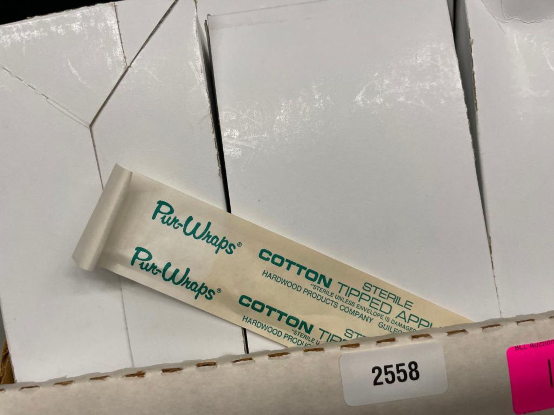 STERILE COTTON-TIPPED APPLICATORS BRAND/MODEL: HARDWOOD PRODUCTS QTY: 1 - Image 3 of 3