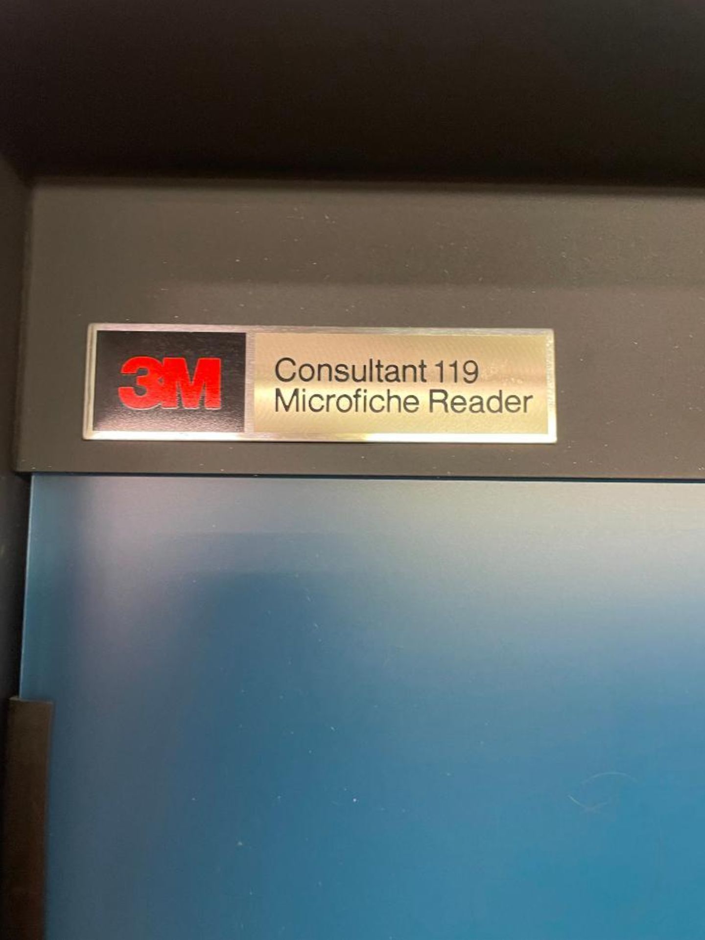 MICROFICHE READER BRAND/MODEL: 3M CONSULTANT 119 QTY: 1 - Image 4 of 7