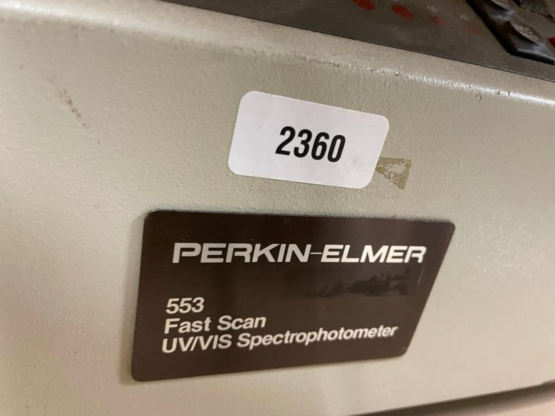 FAST SCAN UV/VIS SPECTROPHOTOMETER BRAND/MODEL: PERKIN ELMER 553 INFORMATION: 115V, 230V, 560VA QTY: - Image 4 of 7