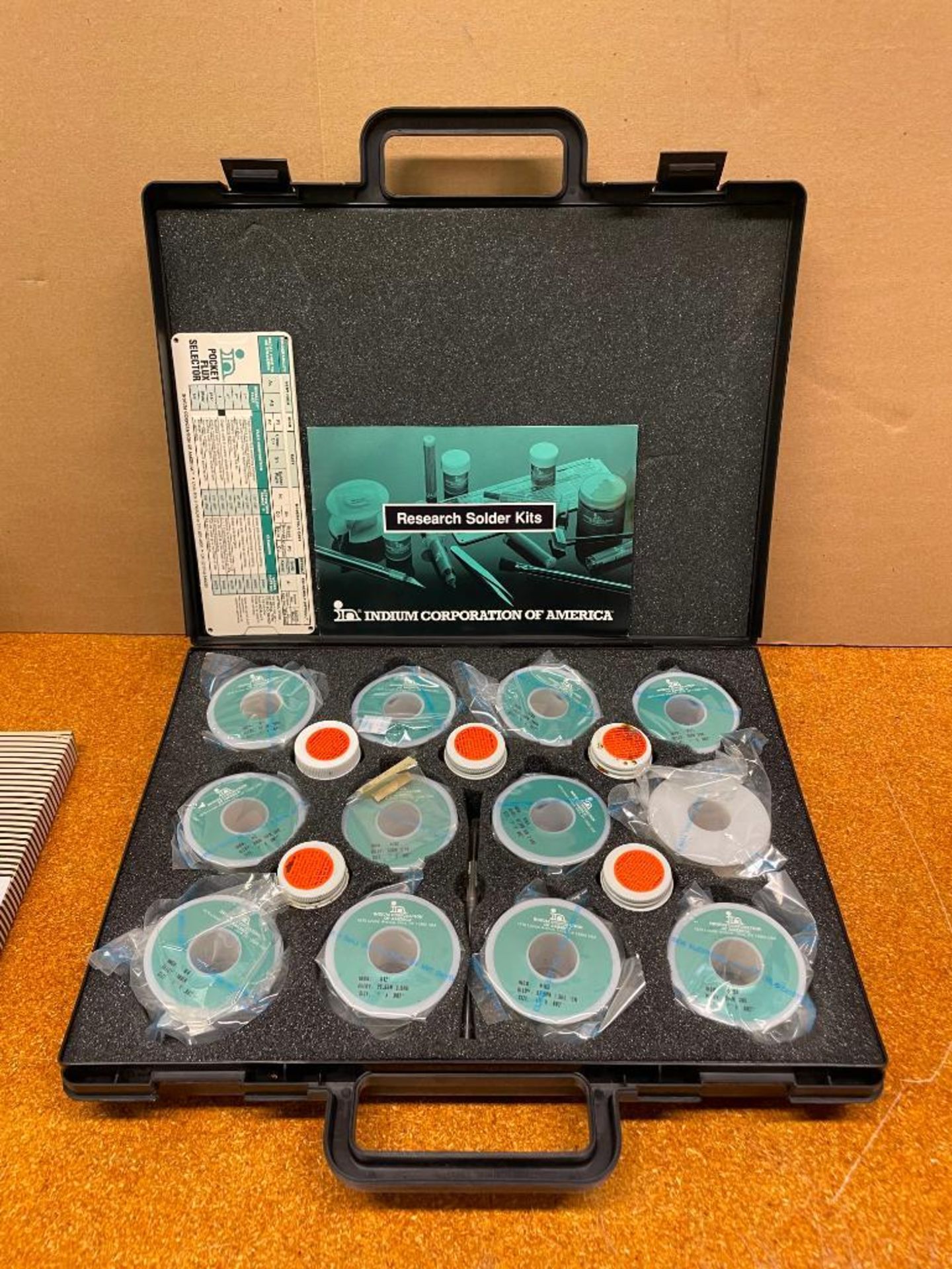 DESCRIPTION: INDIUM RIBBON RESEARCH SOLDER KIT BRAND/MODEL: INDIUM CORP QTY: 1 - Image 2 of 6