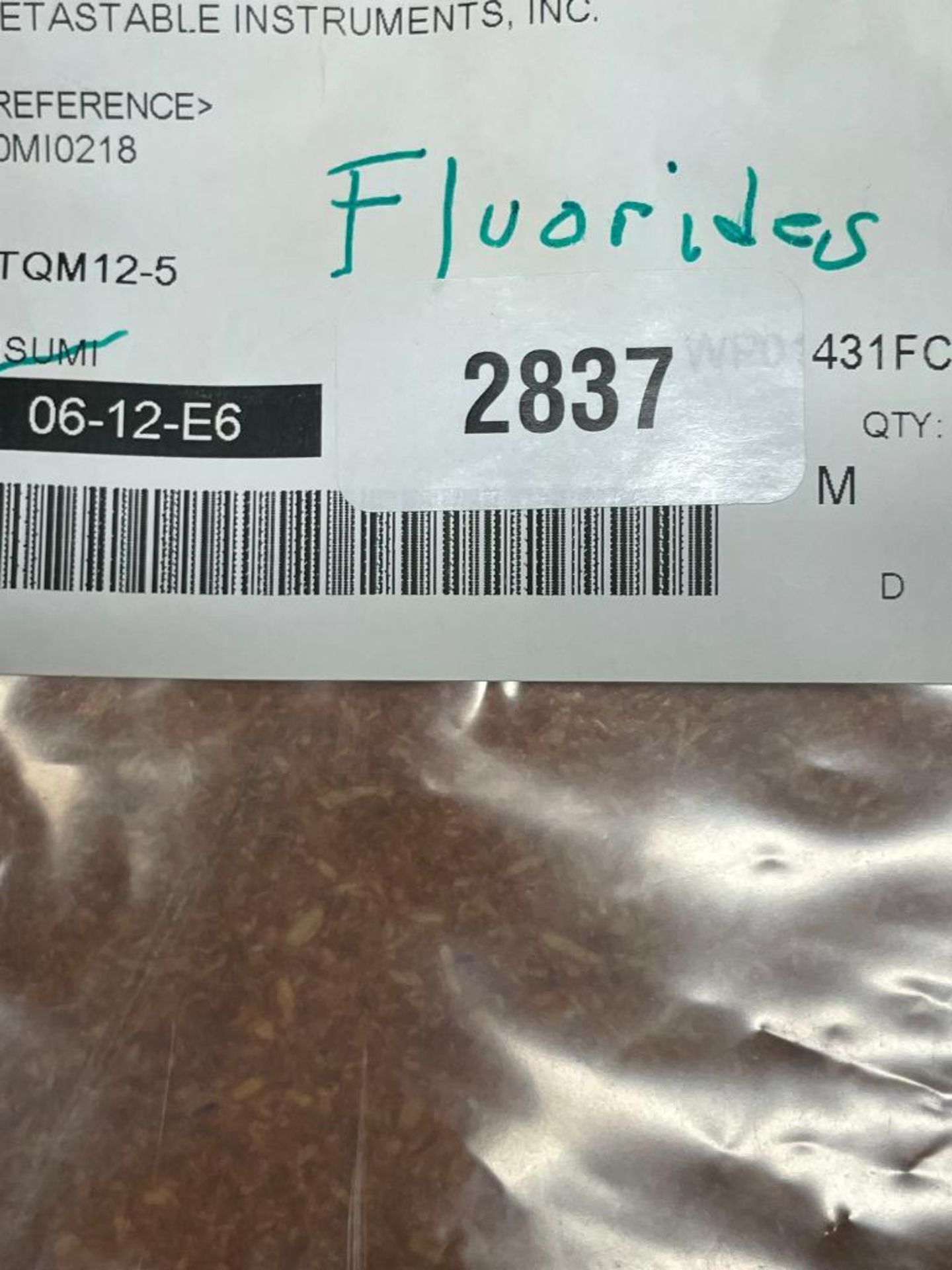 (5) FLUORIDE GLASS SAMPLES BRAND/MODEL: LE VERRE FLUORE INFORMATION: (3)-IFG GLASS, 10X10X3.5mm; (2) - Image 3 of 3