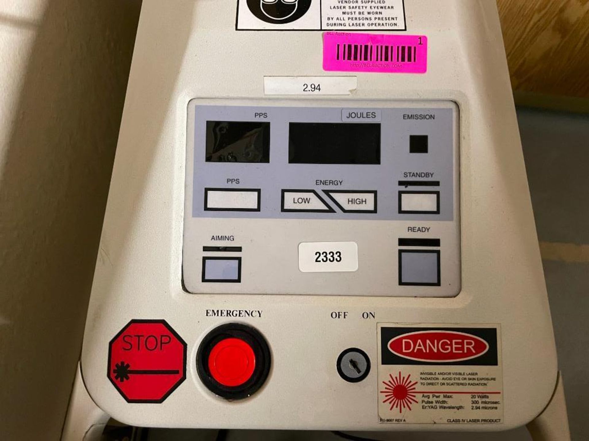 Er:YAG LONG PULSE LASER BRAND/MODEL: CONTINUUM BIOMEDICAL 2.94 INFORMATION: 2.94 MICRON, 1/2/4/8 Hz, - Image 2 of 5