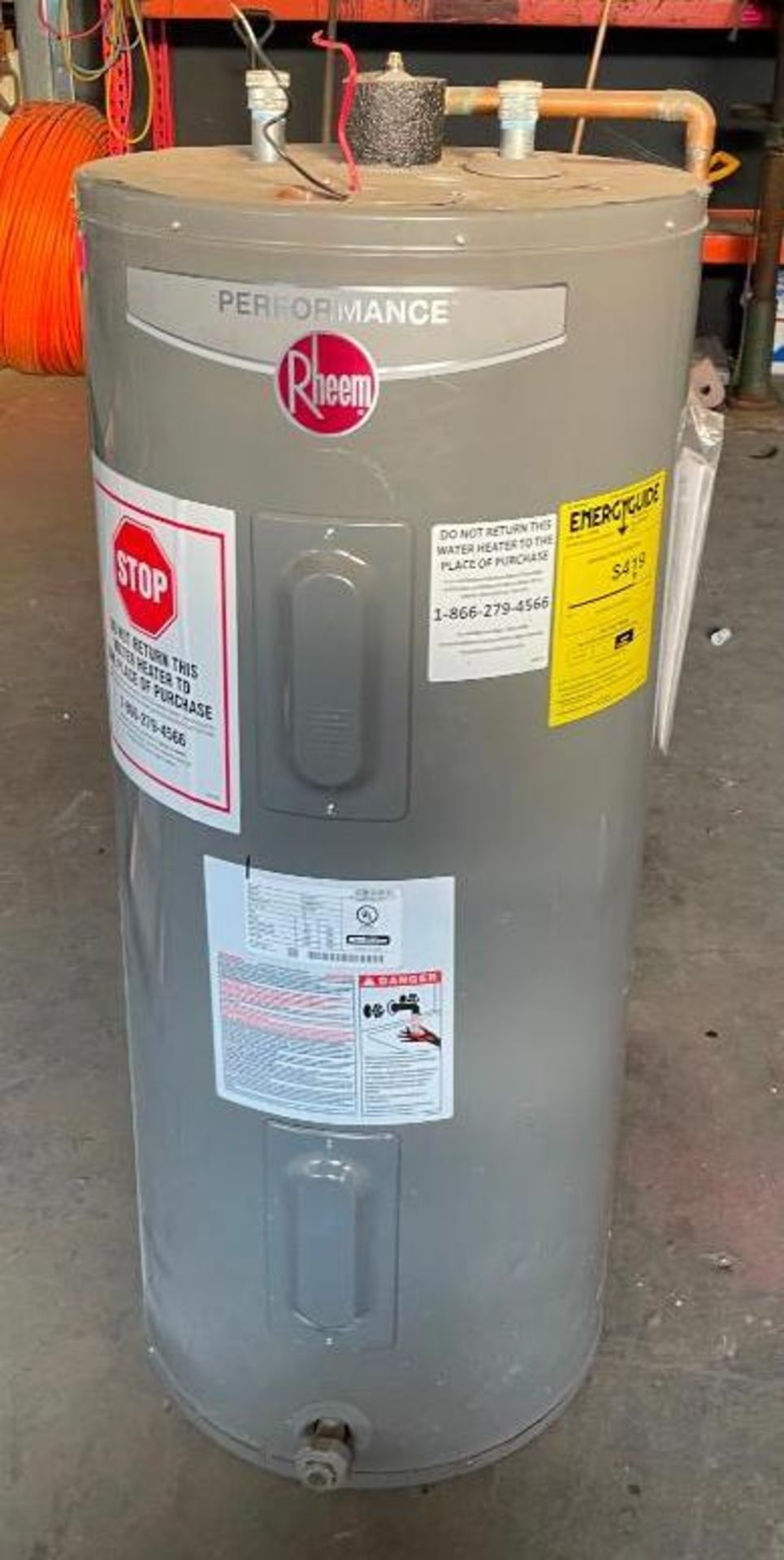 DESCRIPTION: 40 GALLON PERFORMANCE 4500W ELECTRIC TANK WATER HEATER BRAND/MODEL: RHEEM XE40M06ST45U1