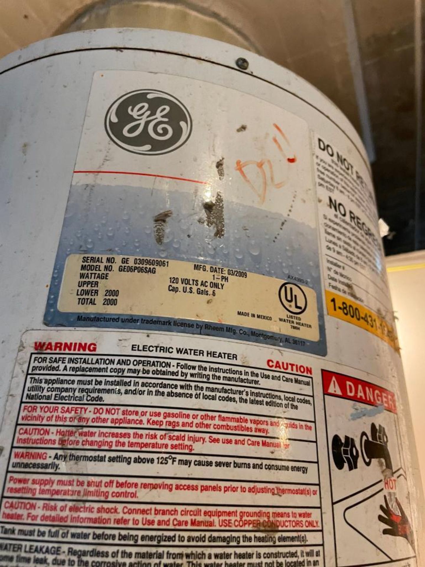 DESCRIPTION: 6 GALLON ELECTRIC WATER HEATER BRAND/MODEL: GE GE06P06SAG LOCATION: ROOM 2 QTY: 1 - Image 3 of 3
