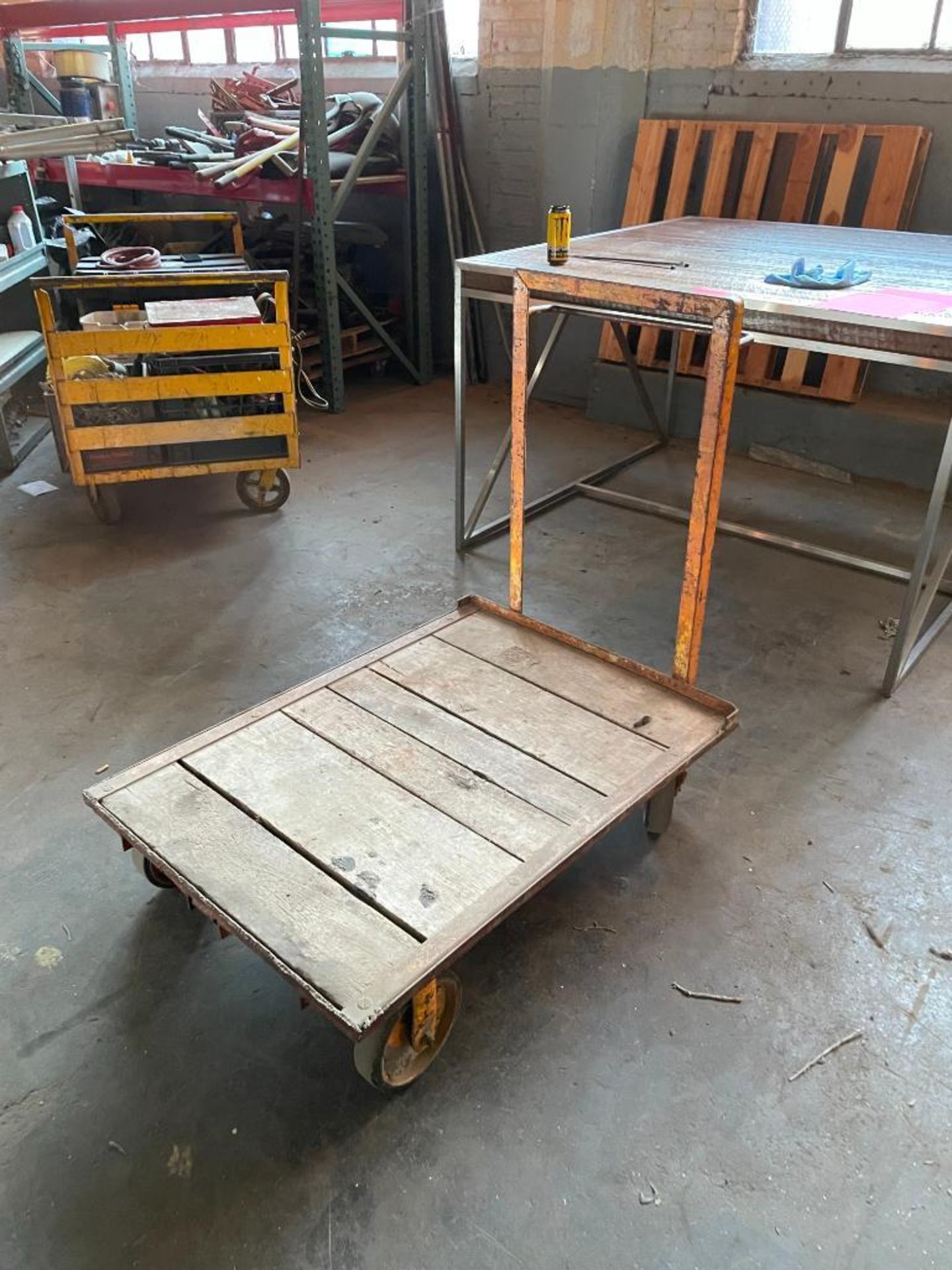 42" X 30" INDUSTRIAL PLATFORM CART SIZE: 42" X 30" LOCATION ROOM 2 QTY: 1 - Image 3 of 5