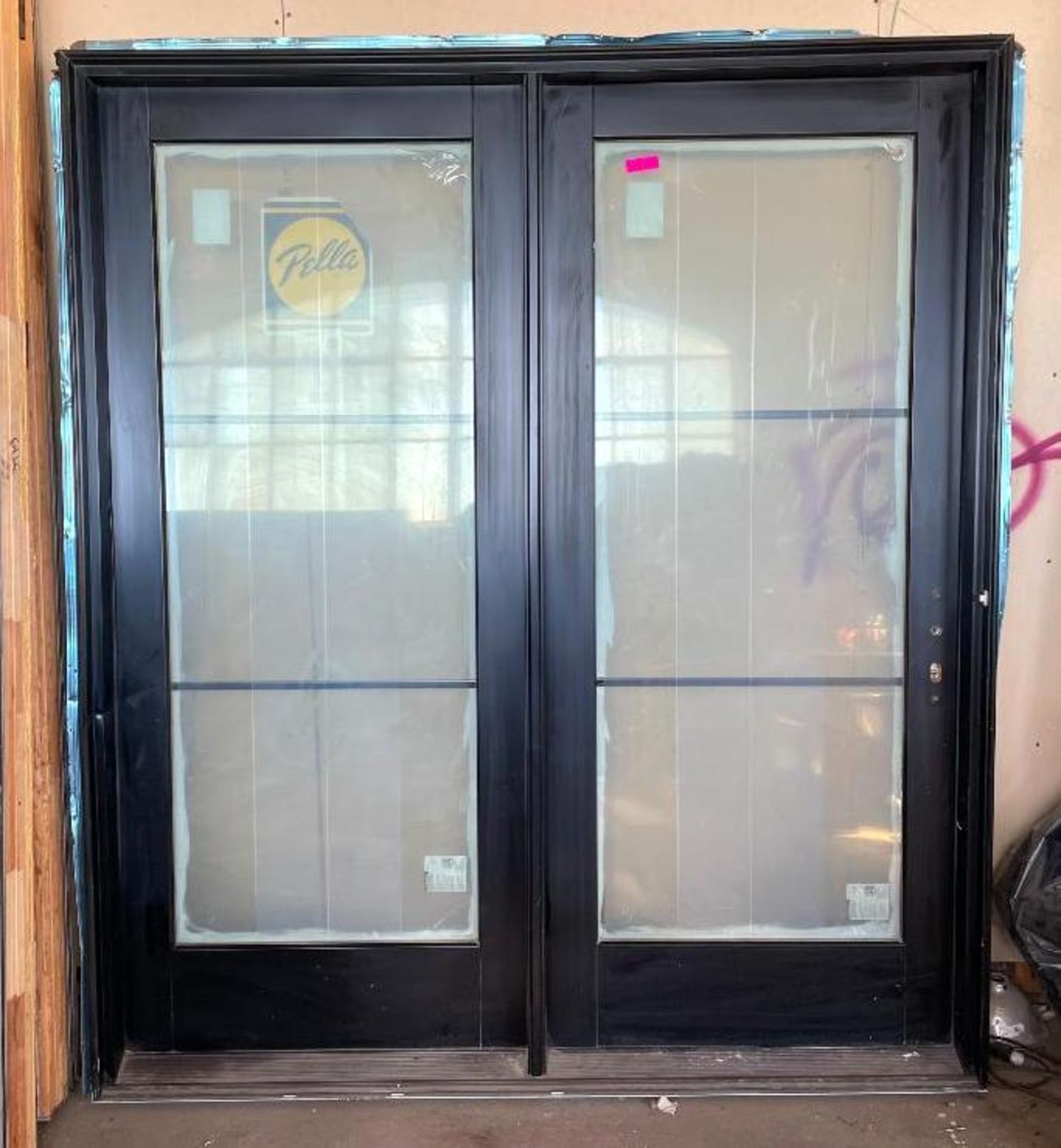 72" X 96" COMMERCIAL GLASS DOOR W/ FRAME BRAND/MODEL: PELLA SIZE: 72" X 96" LOCATION ROOM 1 QTY: 1