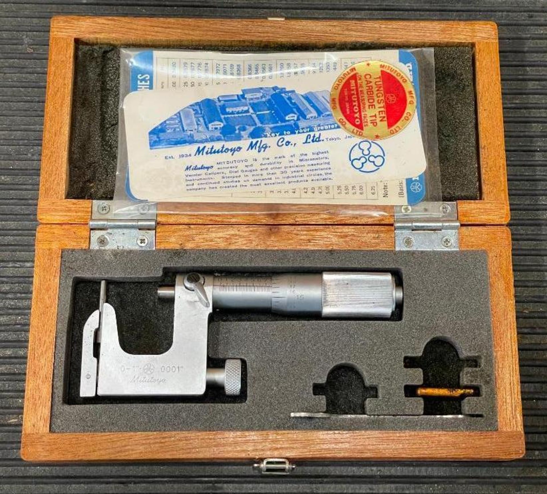 DESCRIPTION: MITUTOYO MICROMETER BRAND/MODEL: 117-107 QTY: 1