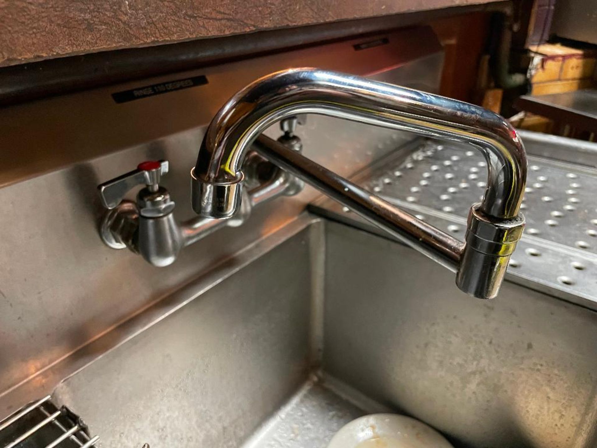 DESCRIPTION: 60" THREE WELL STAINLESS POT SINK W/ ADJUSTABLE FAUCET AND REMOVABLE STAINLESS DRY BOAR - Image 4 of 5