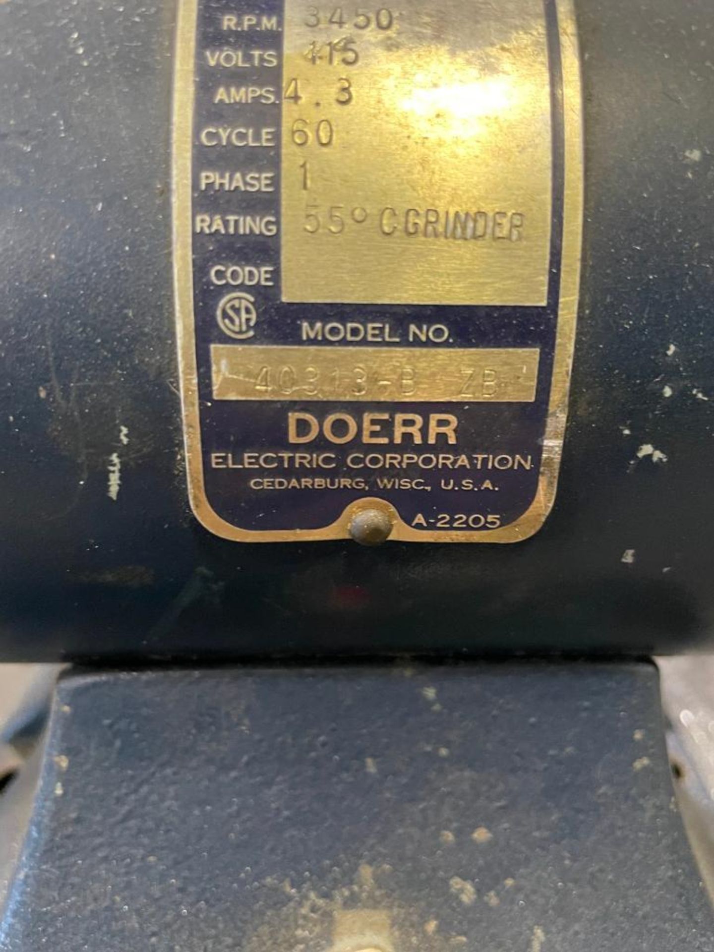 ELECTRIC BENCH GRINDER BRAND/MODEL: DOERR 40313-B ZB LOCATION: WAREHOUSE QTY: 1 - Image 4 of 4