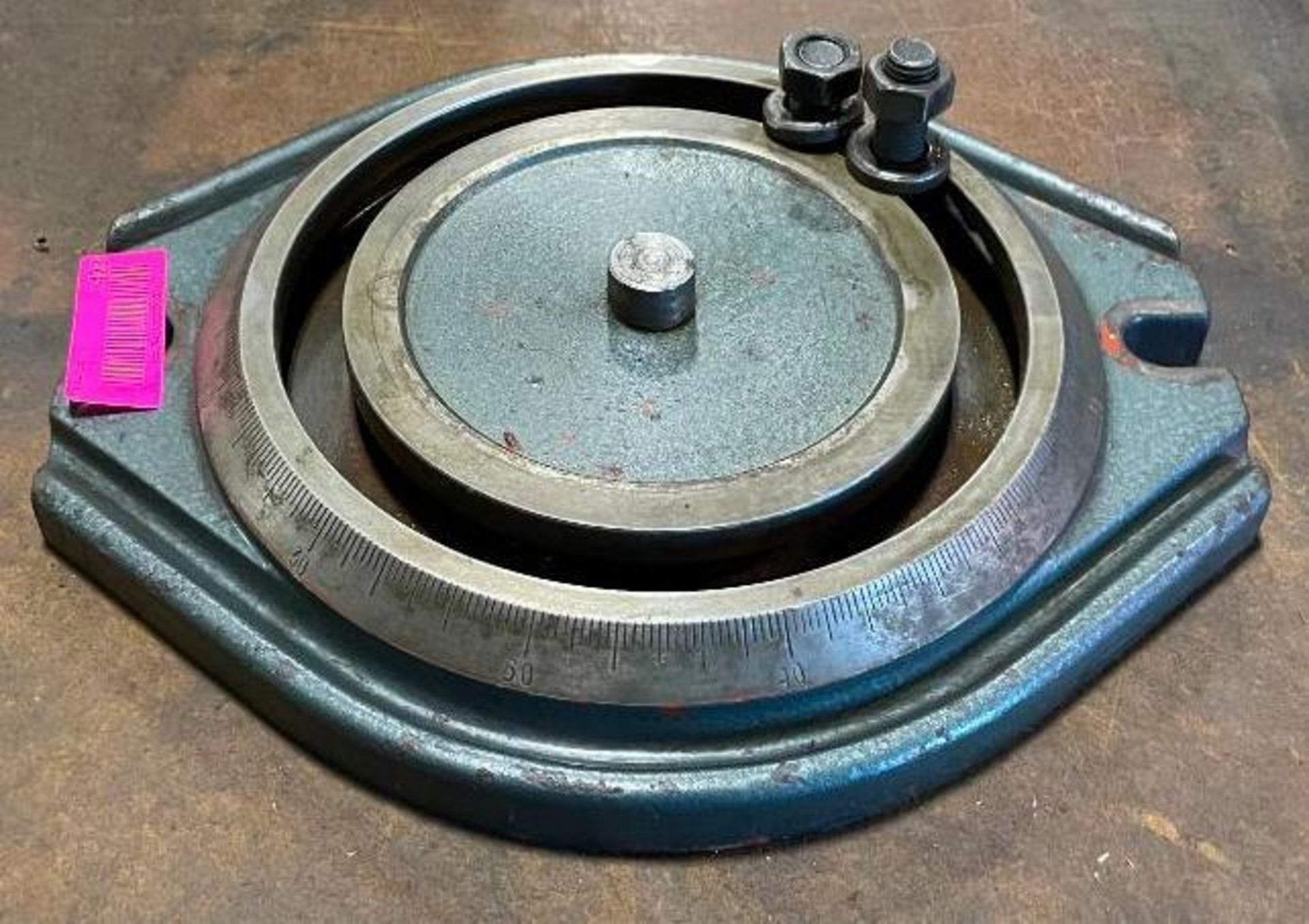 SWIVEL BASE FOR KURT OR BRIDGEPORT MACHINE VISE LOCATION: WAREHOUSE QTY: 1