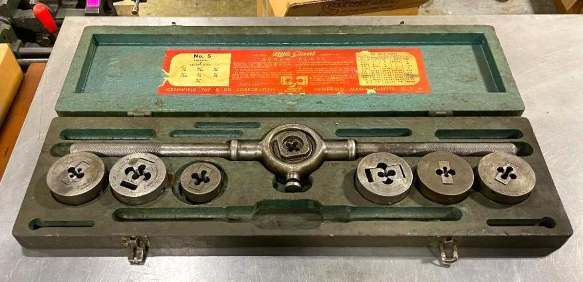 GREENFIELD LITTLE GIANT NO. 5 TAP AND DIE SET LOCATION: WAREHOUSE QTY: 1