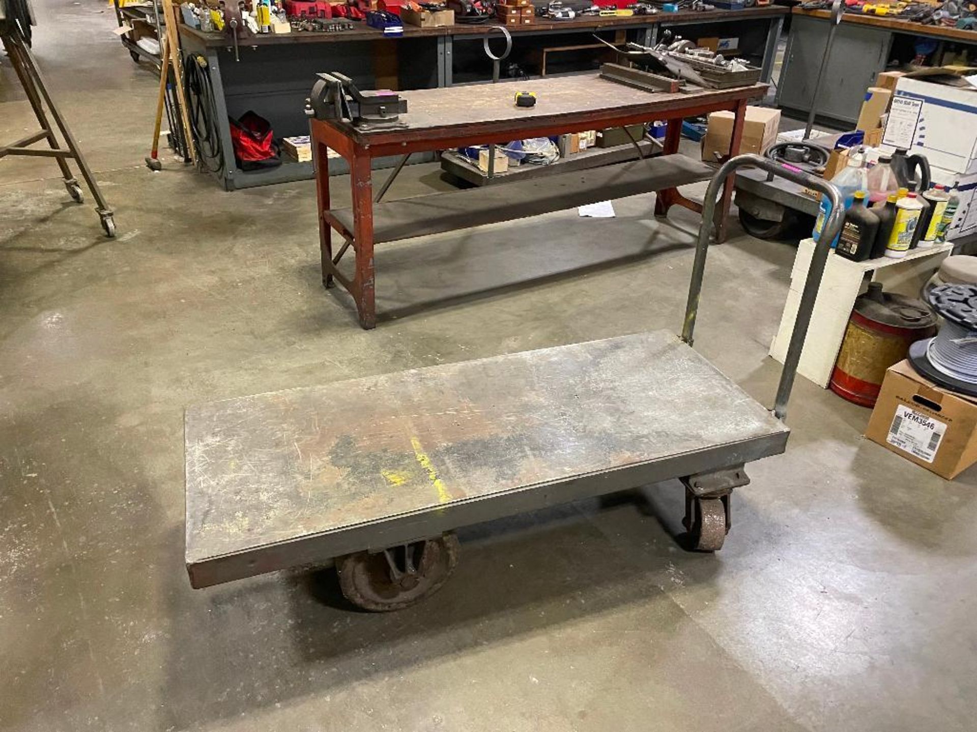 INDUSTRIAL PLATFORM CART W/ HEAVY DUTY CASTERS SIZE: 60" X 24" QTY: 1 - Image 3 of 6