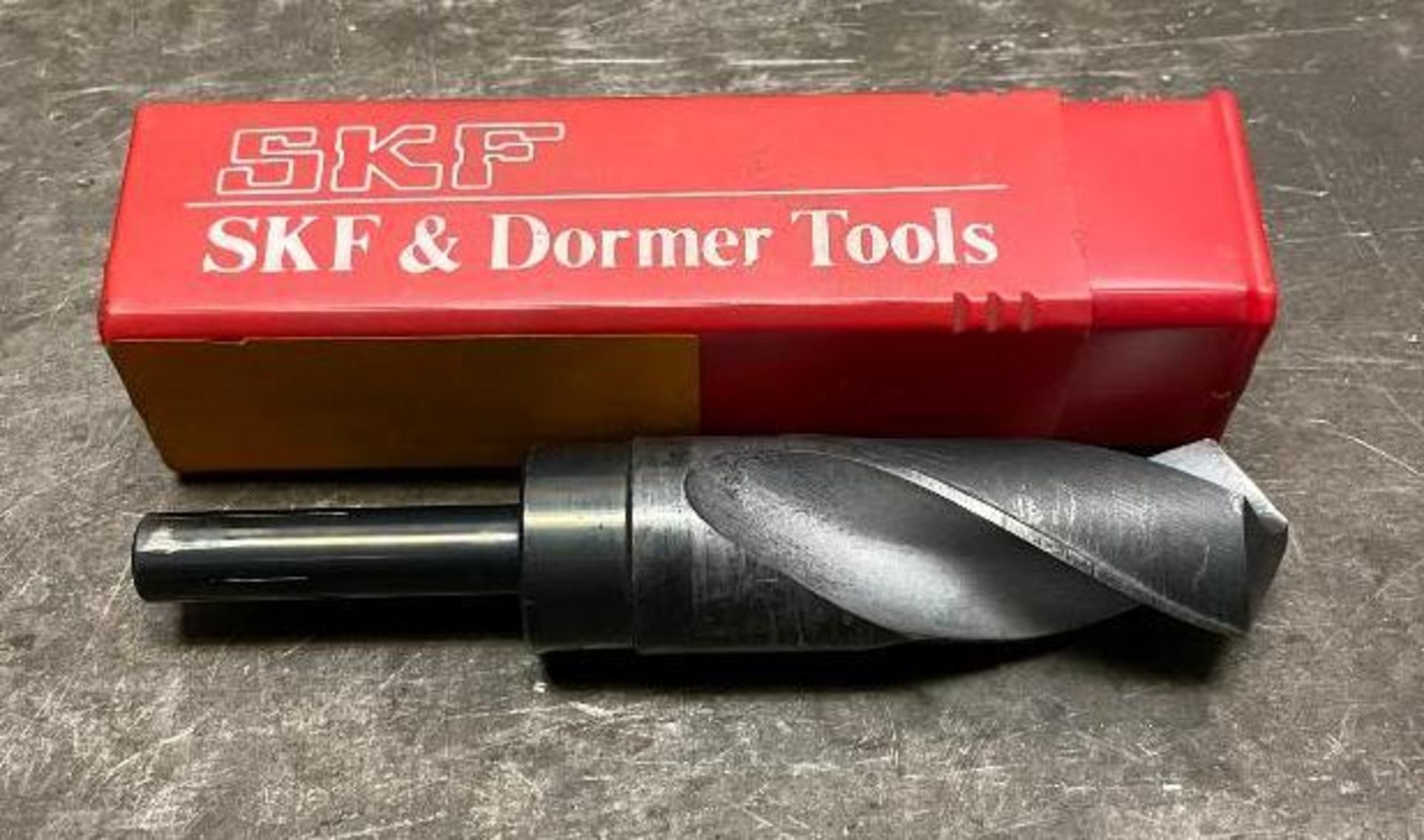 HSS 1/2" PARALLEL SHANK DRILL BRAND/MODEL: SKF & DORMER TOOLS LOCATION: WAREHOUSE QTY: 1