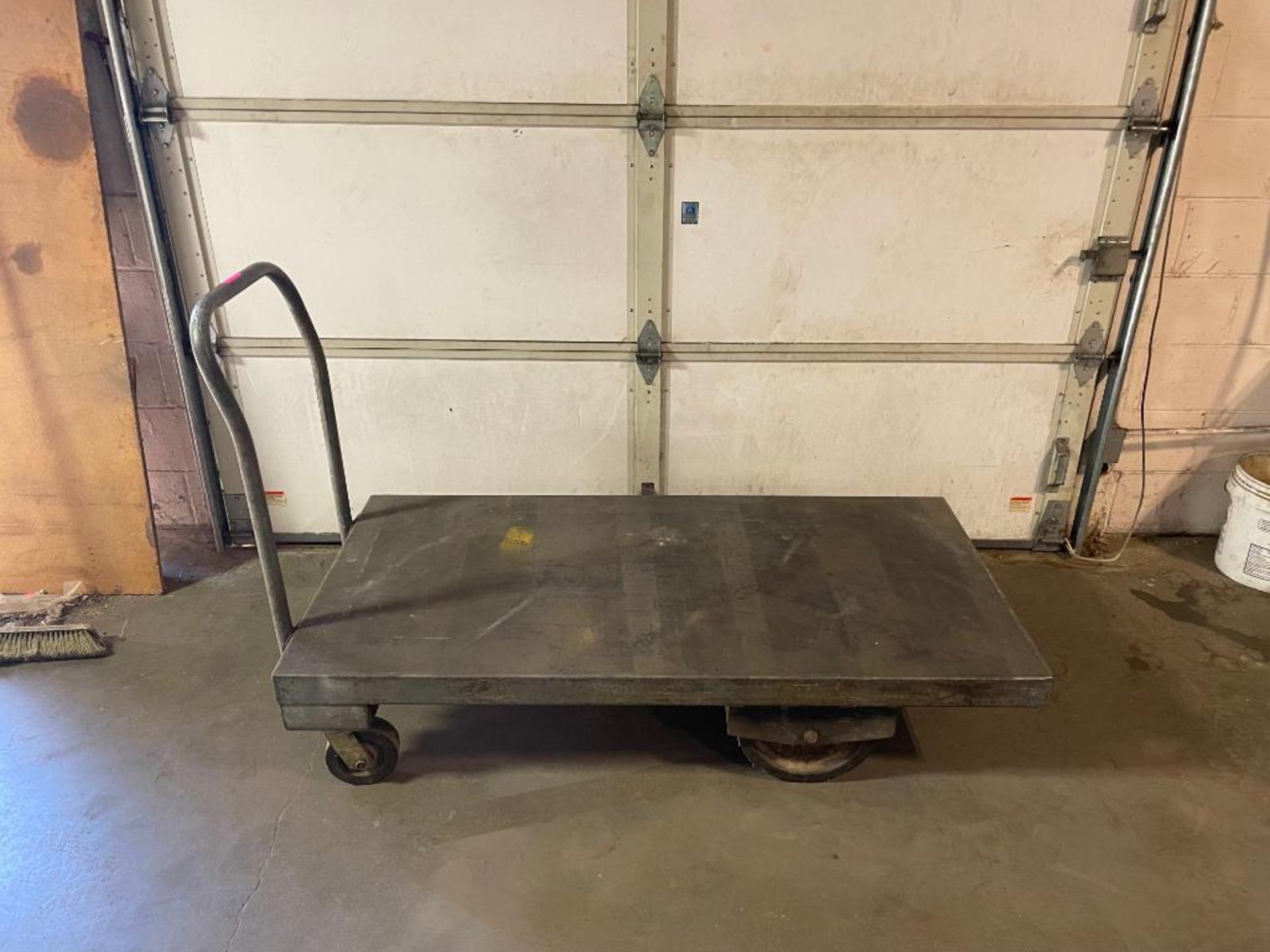 INDUSTRIAL PLATFORM CART W/ HEAVY DUTY CASTERS SIZE: 60" X 30" QTY: 1 - Image 2 of 5