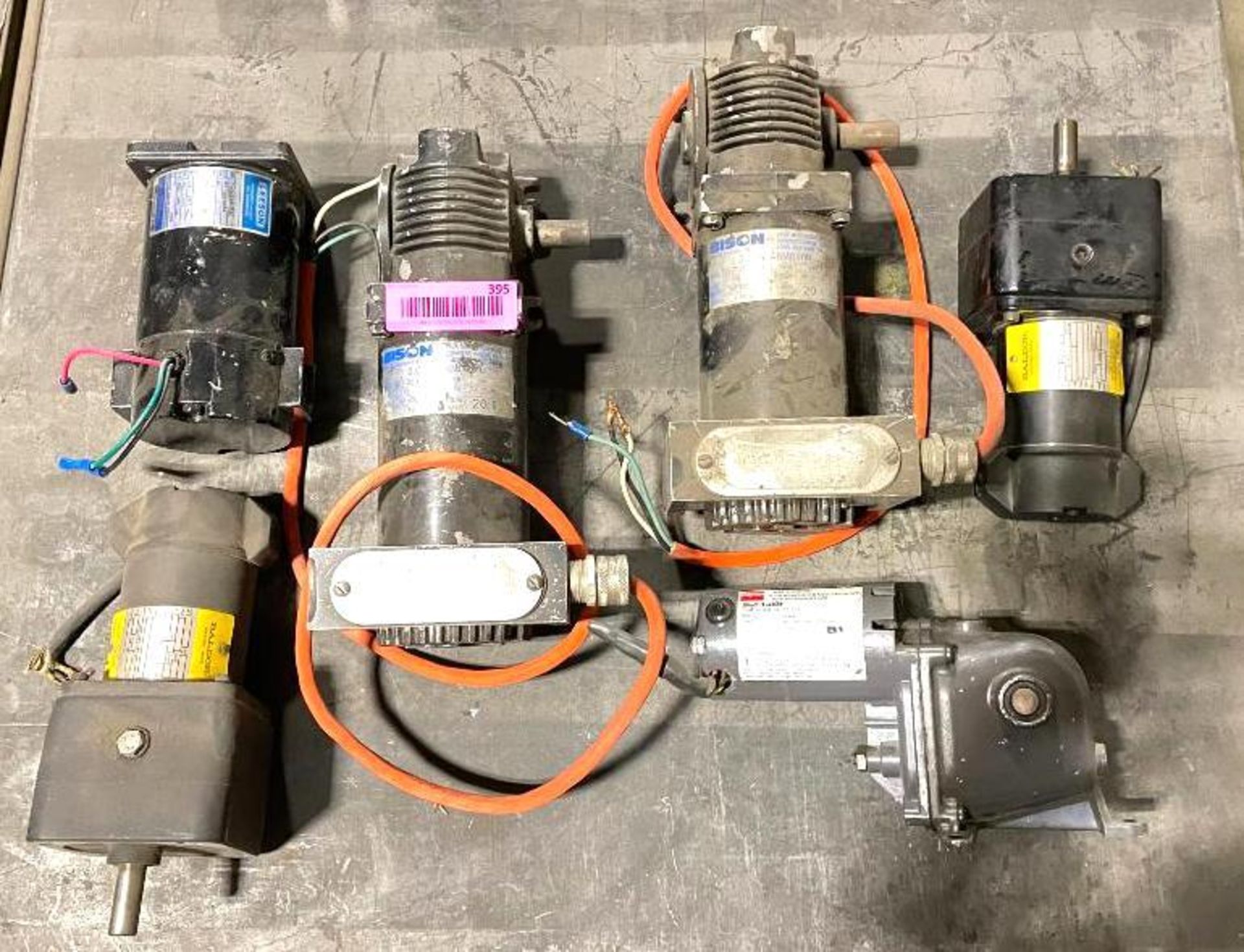 ASSORTED DC GEARMOTORS AS SHOWN INFORMATION: ALL UNITS RUN QTY: 1