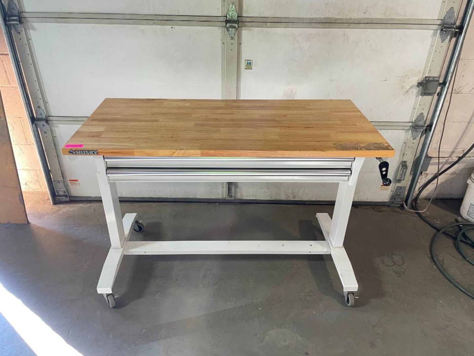 52" ADJUSTABLE HEIGHT WORKBENCH TABLE W/ 2-DRAWERS IN WHITE BRAND/MODEL: HUSKY SIZE: 52" X 24" QTY: - Image 2 of 7