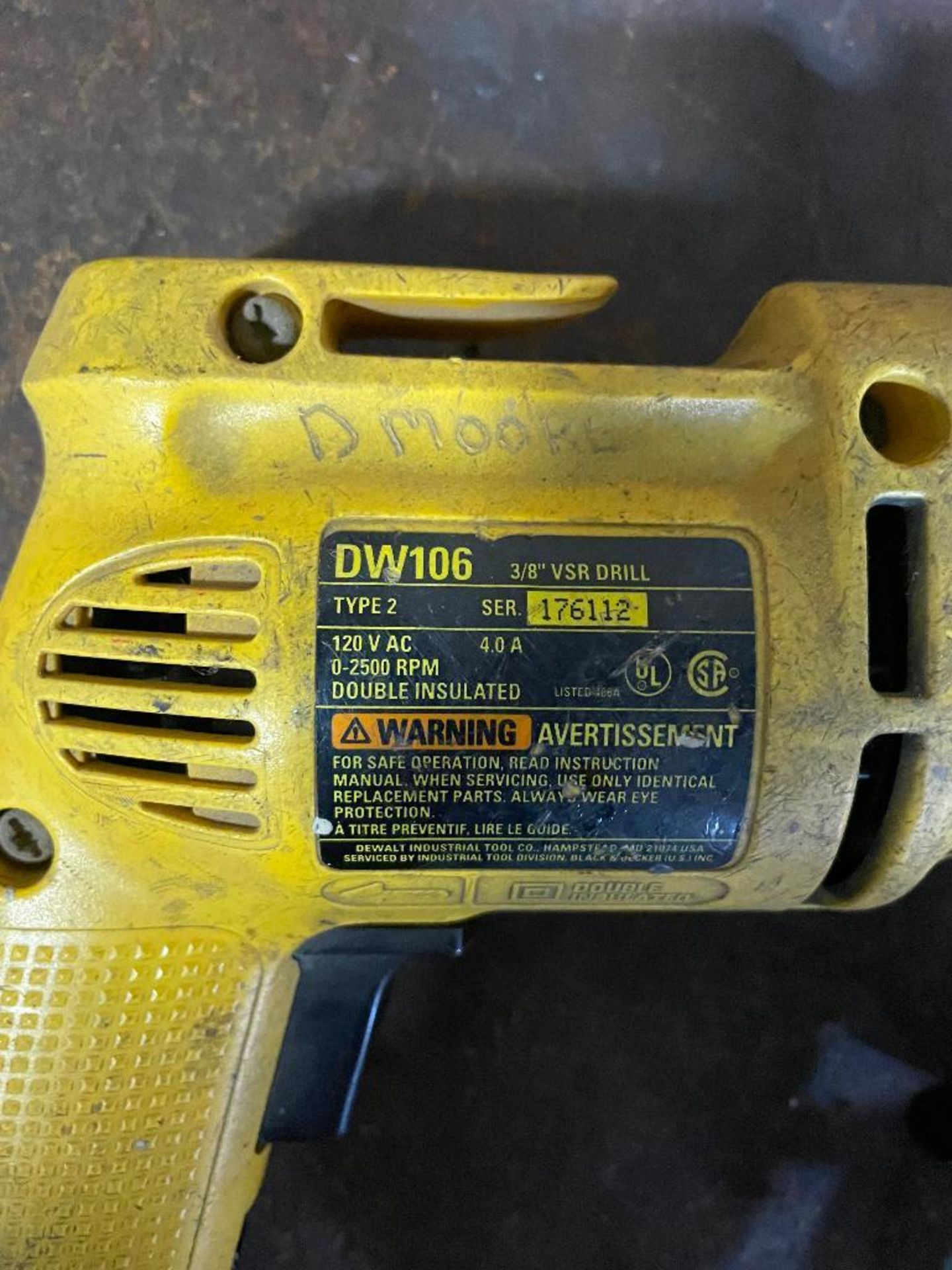 DEWALT 3/8" CORDED VARIABLE SPEED DRILL BRAND/MODEL: DEWALT DW106 SIZE: 3/8" QTY: 1 - Image 3 of 3