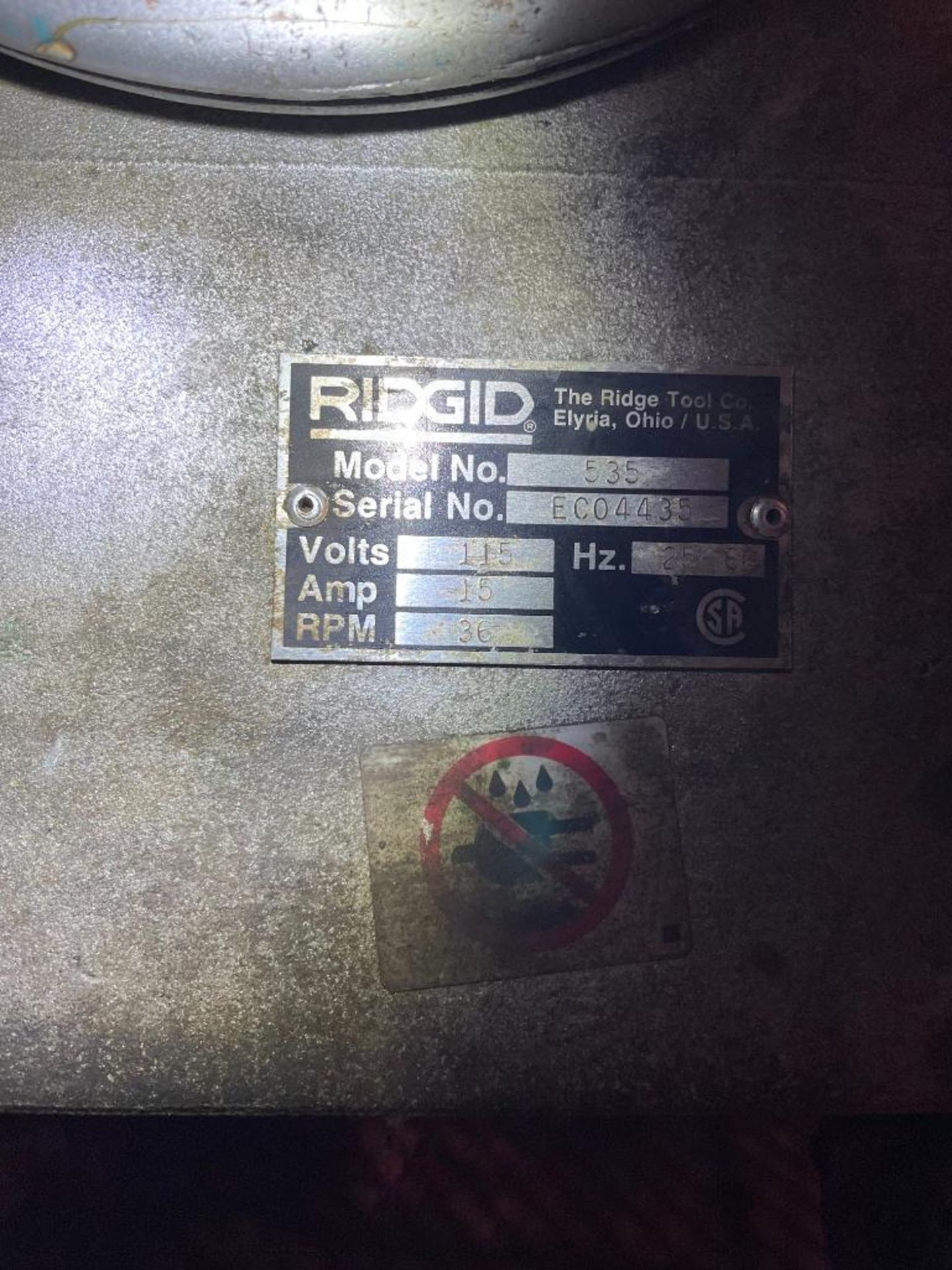 RIDGID 535 PIPE THREADING MACHINE BRAND/MODEL: RIDGID 535 LOCATION BASEMENT QTY: 1 - Image 9 of 10