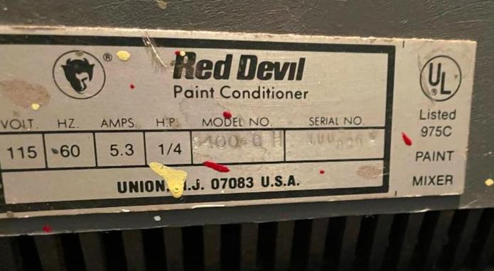 RED DEVIL 5400 TWIN-ARM PAINT SHAKER/ MIXER BRAND/MODEL: RED DEVIL 5400 INFORMATION: 115V, 60HZ, 5.3 - Image 9 of 9