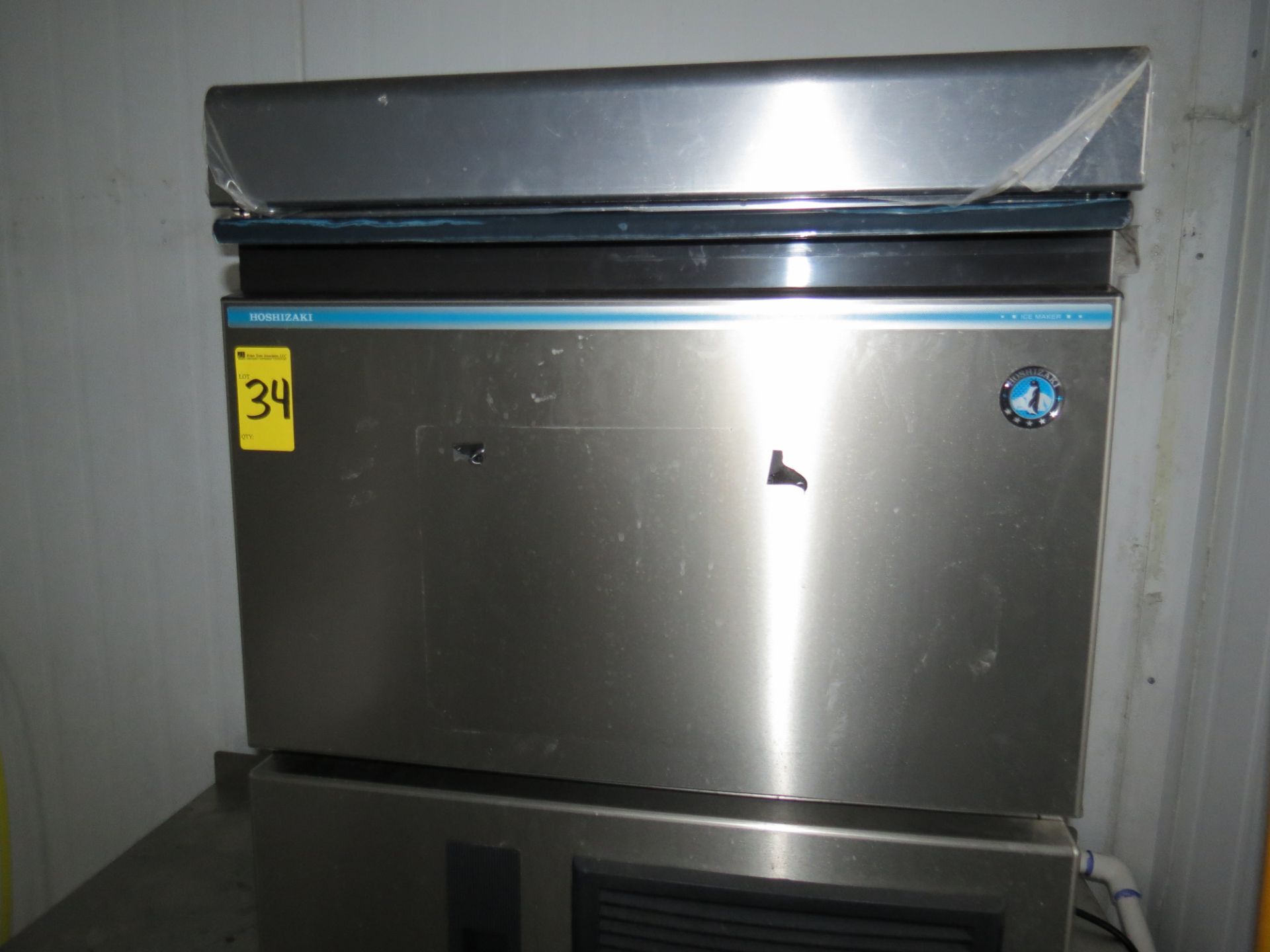 Hoshizaki Ice Machine with Stainless Steel Table and Rubber Mat - Image 2 of 3