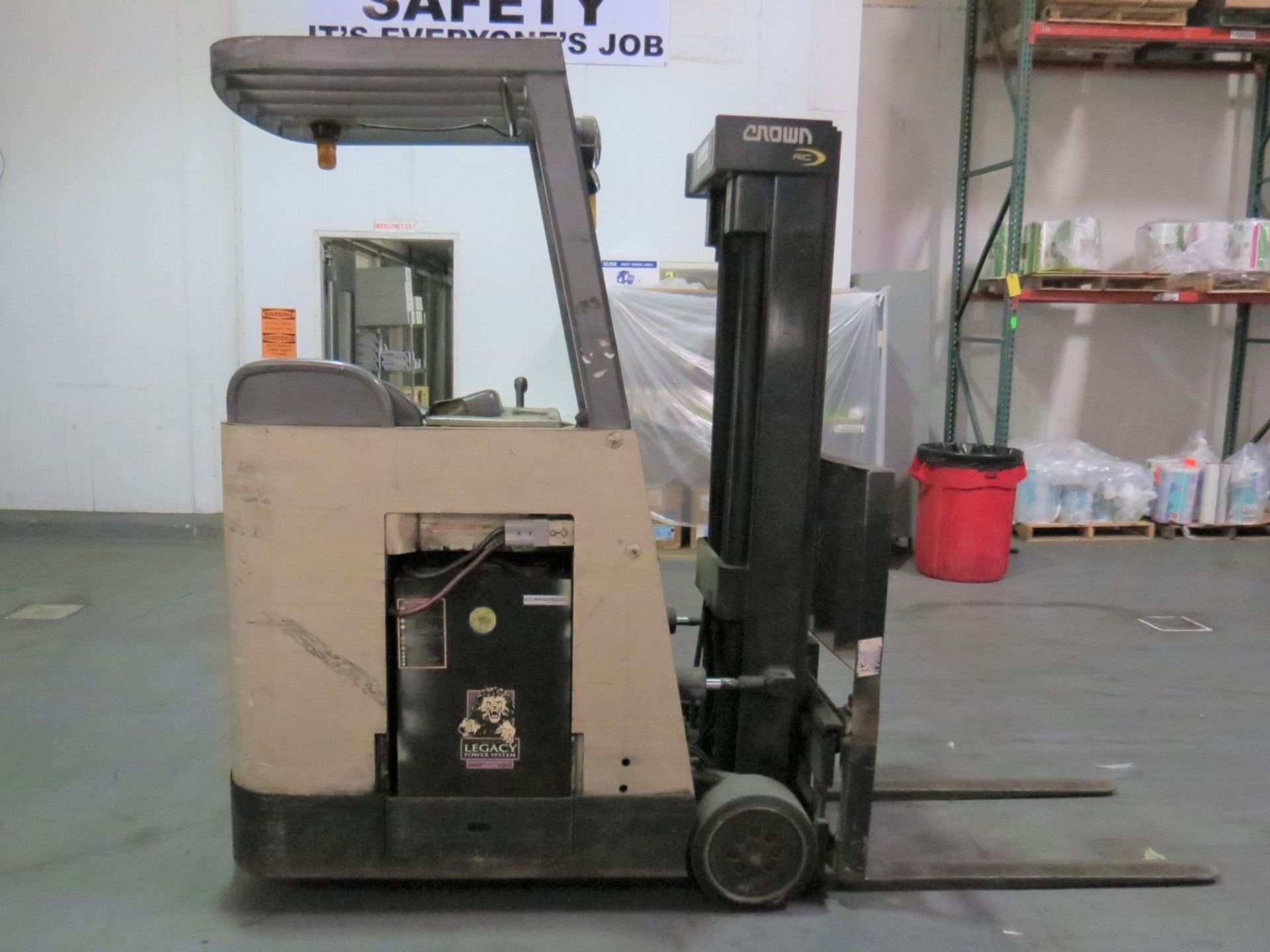 Crown 3000 Series Electric Stand up Forklift, SN: 1A288127 with Trojan ll Battery Charger - Image 3 of 10