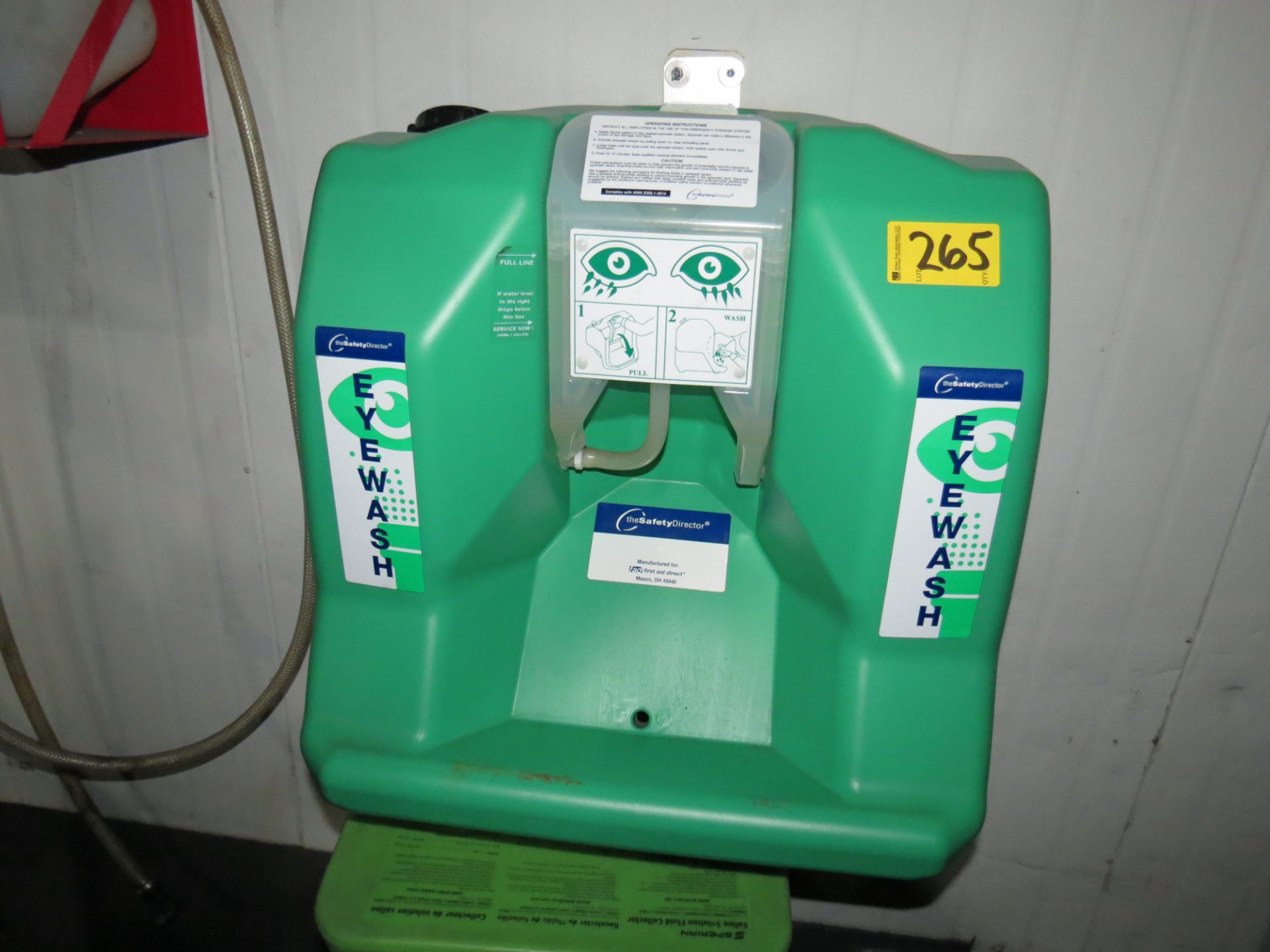 The Safety Director Portable Emergency Eyewash Station - Image 2 of 2